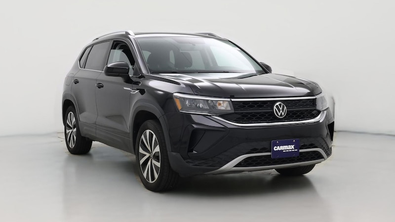2022 Volkswagen Taos SE Hero Image