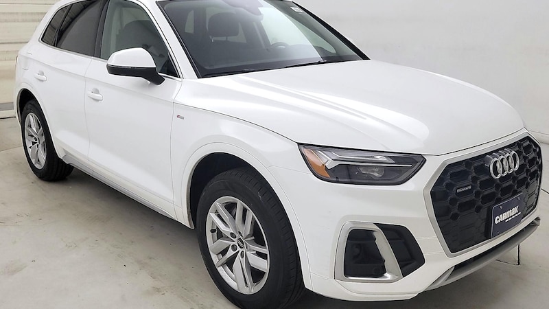 2022 Audi Q5 Premium Hero Image
