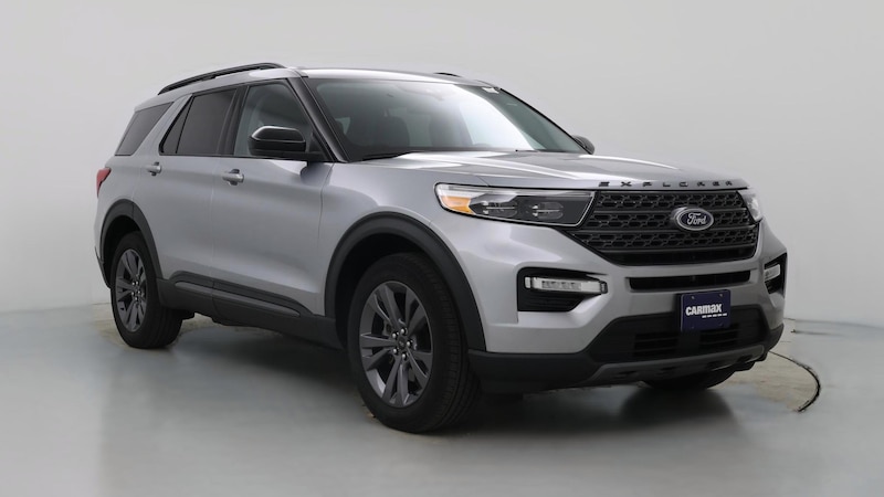 2023 Ford Explorer XLT Hero Image