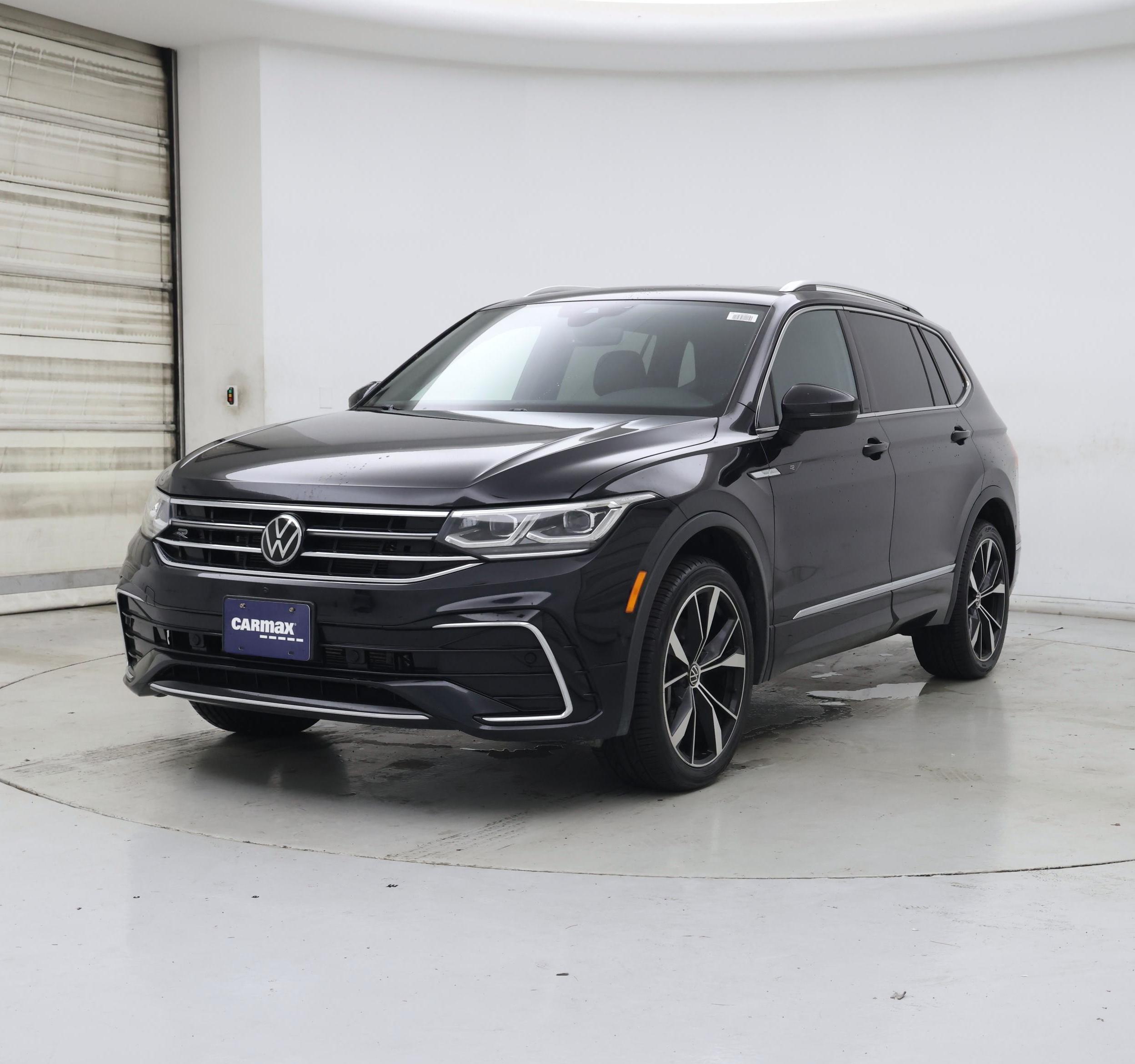 Thumbnail: 2022 Volkswagen Tiguan - 4