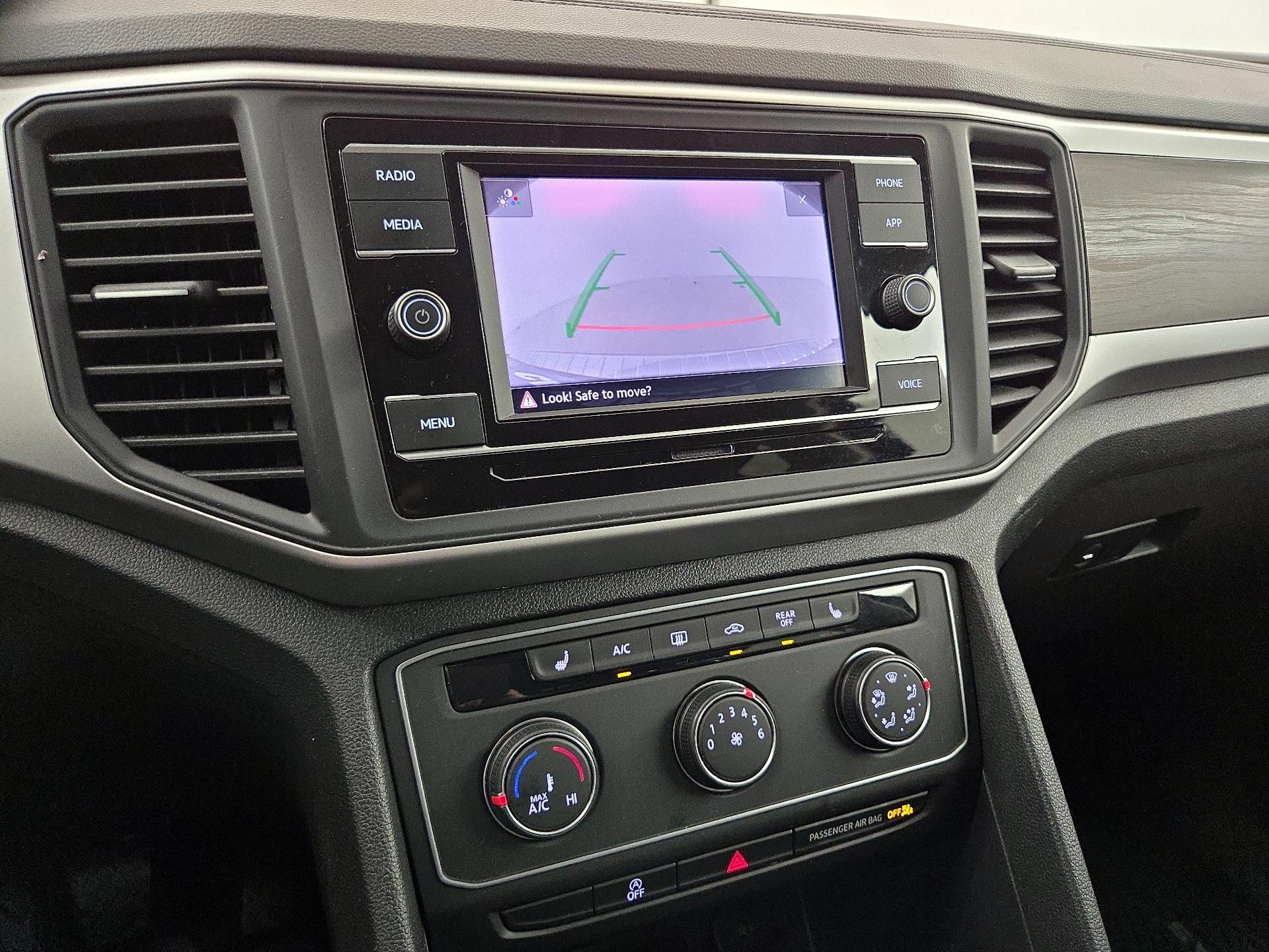 Thumbnail: 2022 Volkswagen Atlas - 14