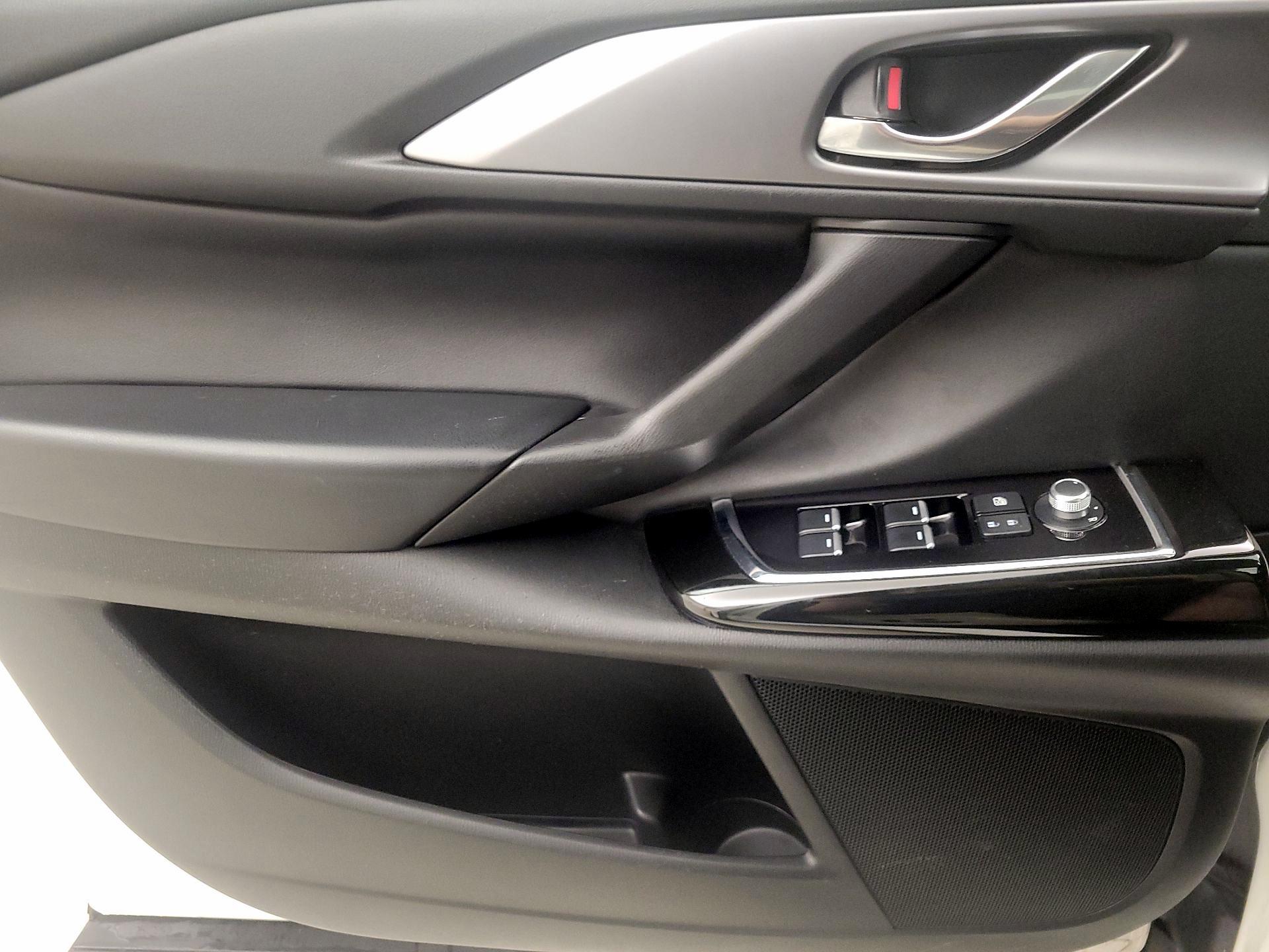 Thumbnail: 2022 Mazda CX-9 - 12