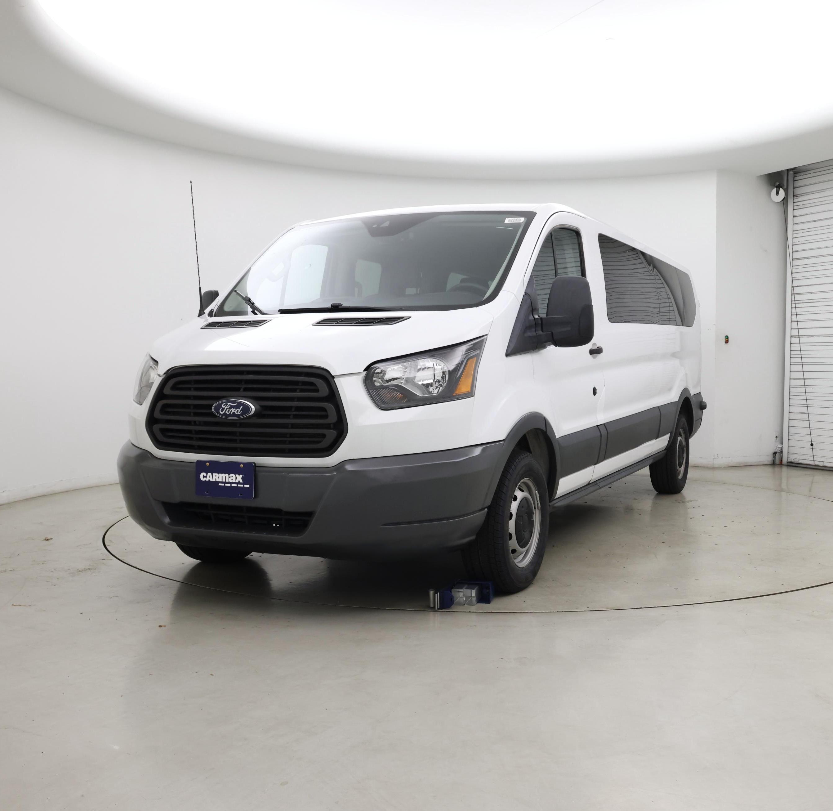 Thumbnail: 2018 Ford Transit Series - 4