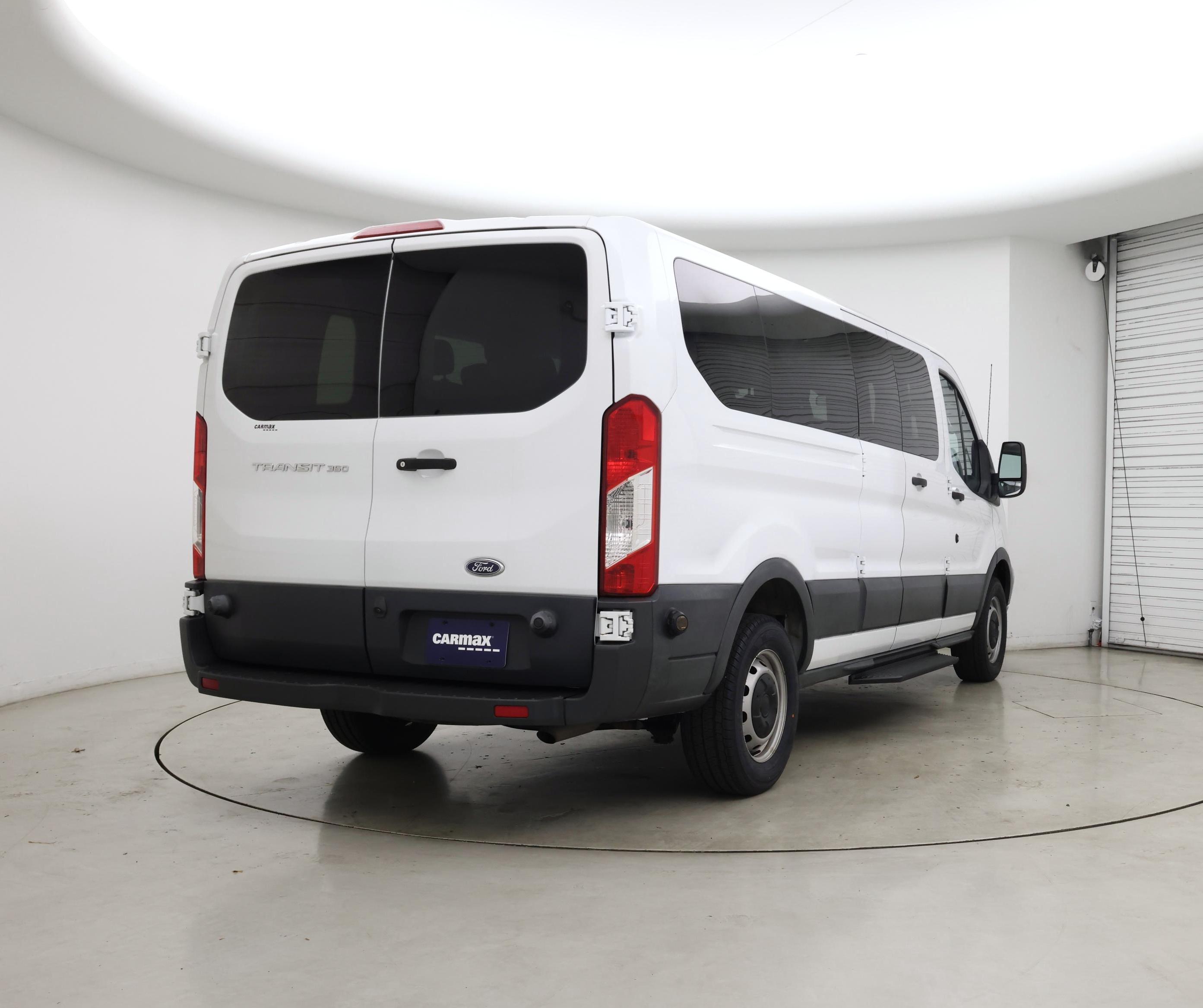 Thumbnail: 2018 Ford Transit Series - 8