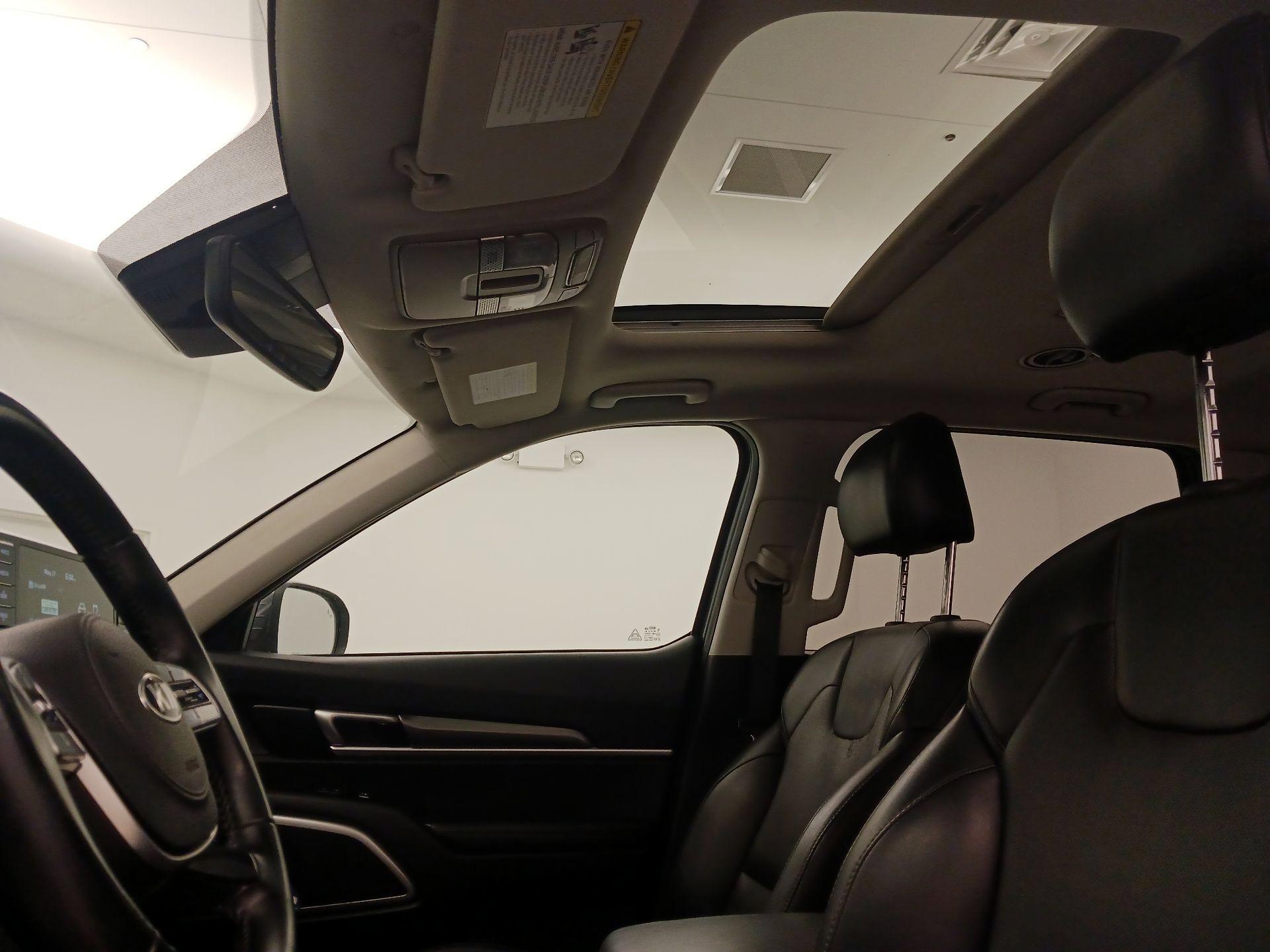 Thumbnail: 2020 Kia Telluride - 19