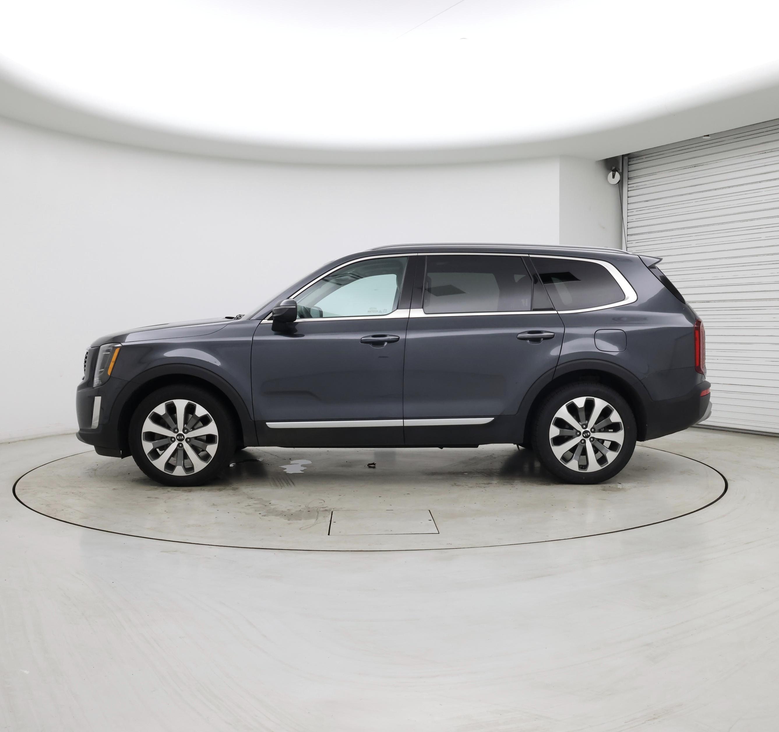 Thumbnail: 2020 Kia Telluride - 3