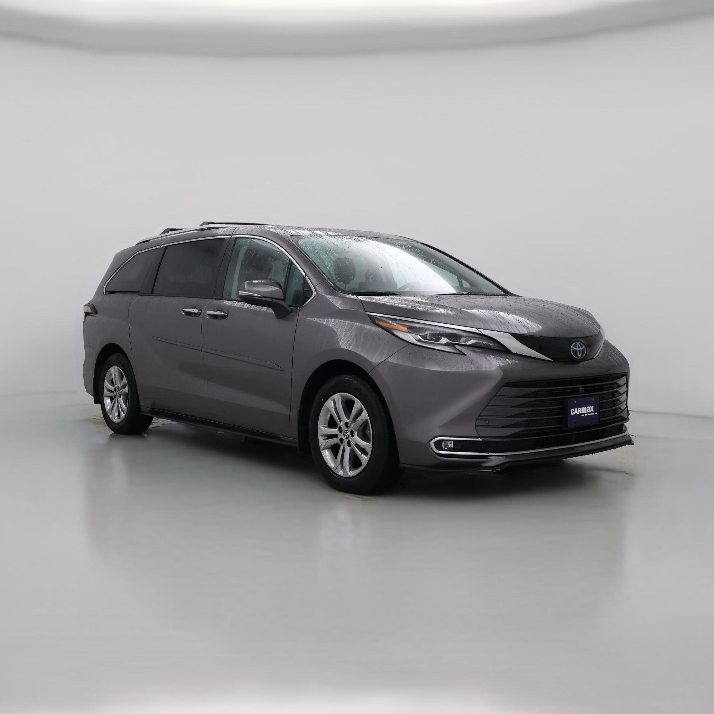 Thumbnail: 2022 Toyota Sienna - 1