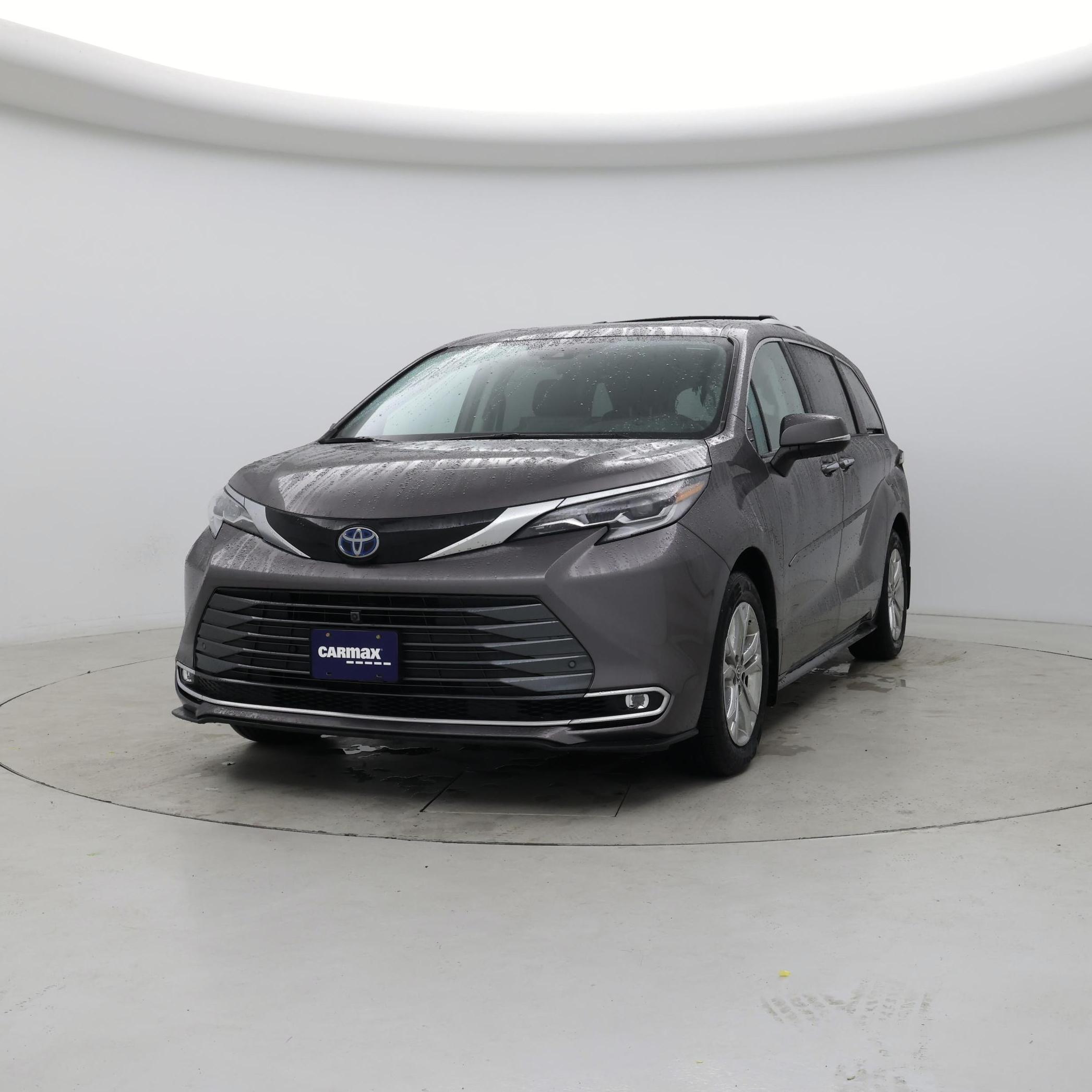 Thumbnail: 2022 Toyota Sienna - 4
