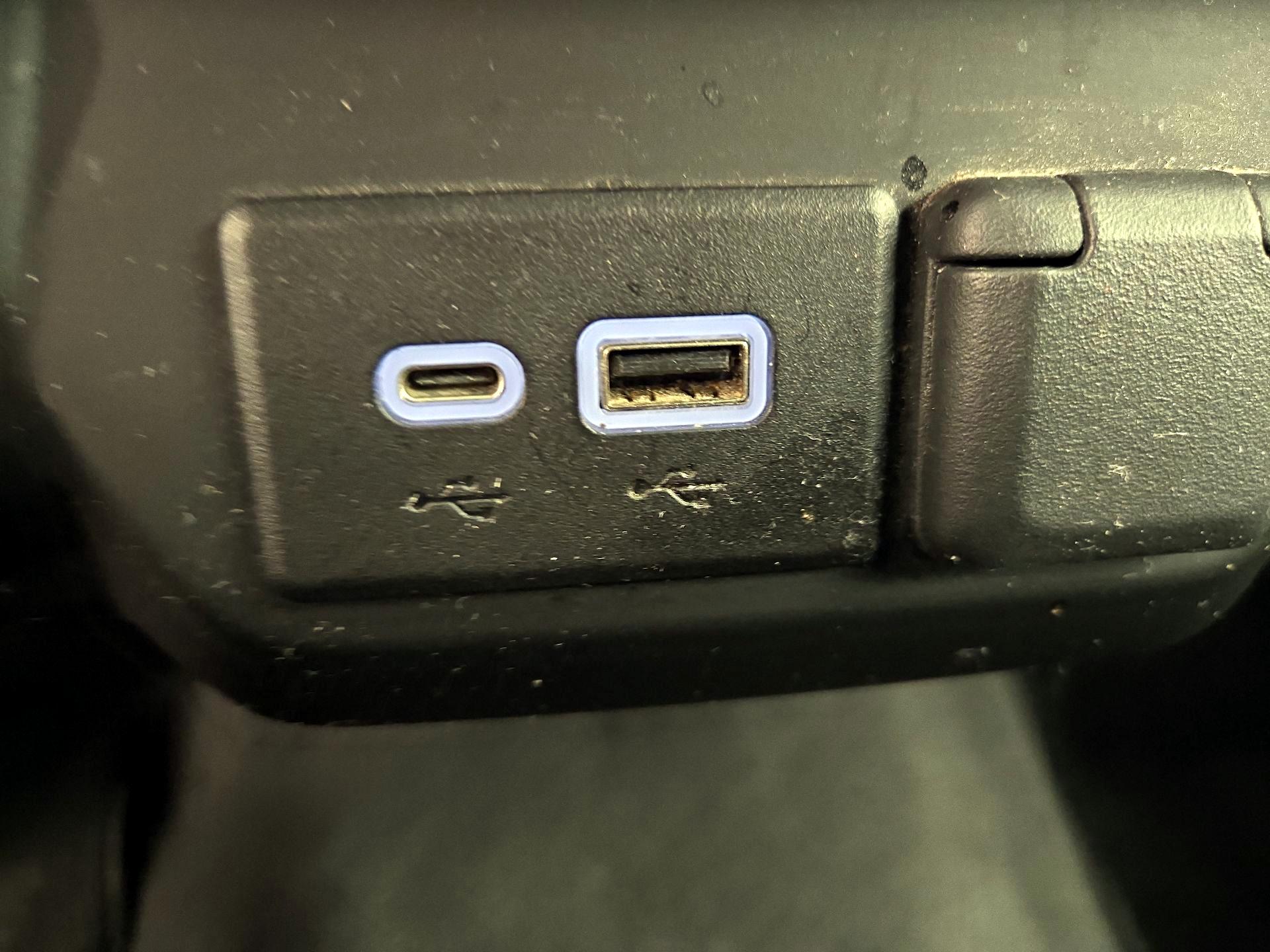 Thumbnail: 2021 Chevrolet Silverado 1500 - 18