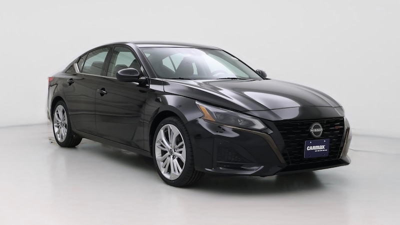 2023 Nissan Altima SR Hero Image