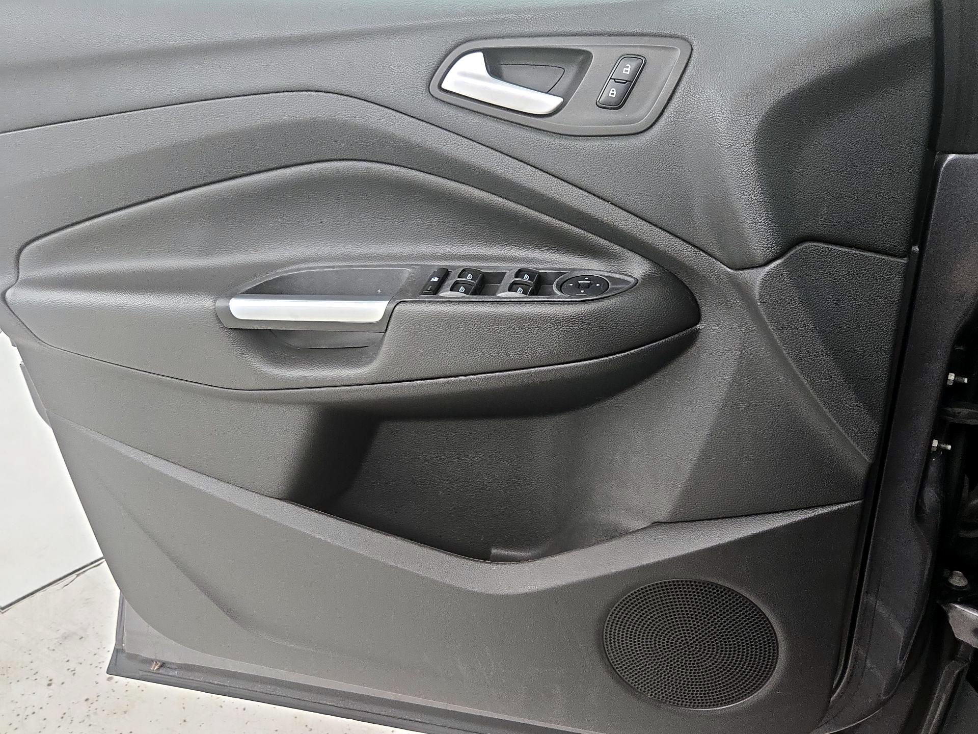 Thumbnail: 2013 Ford Escape - 12
