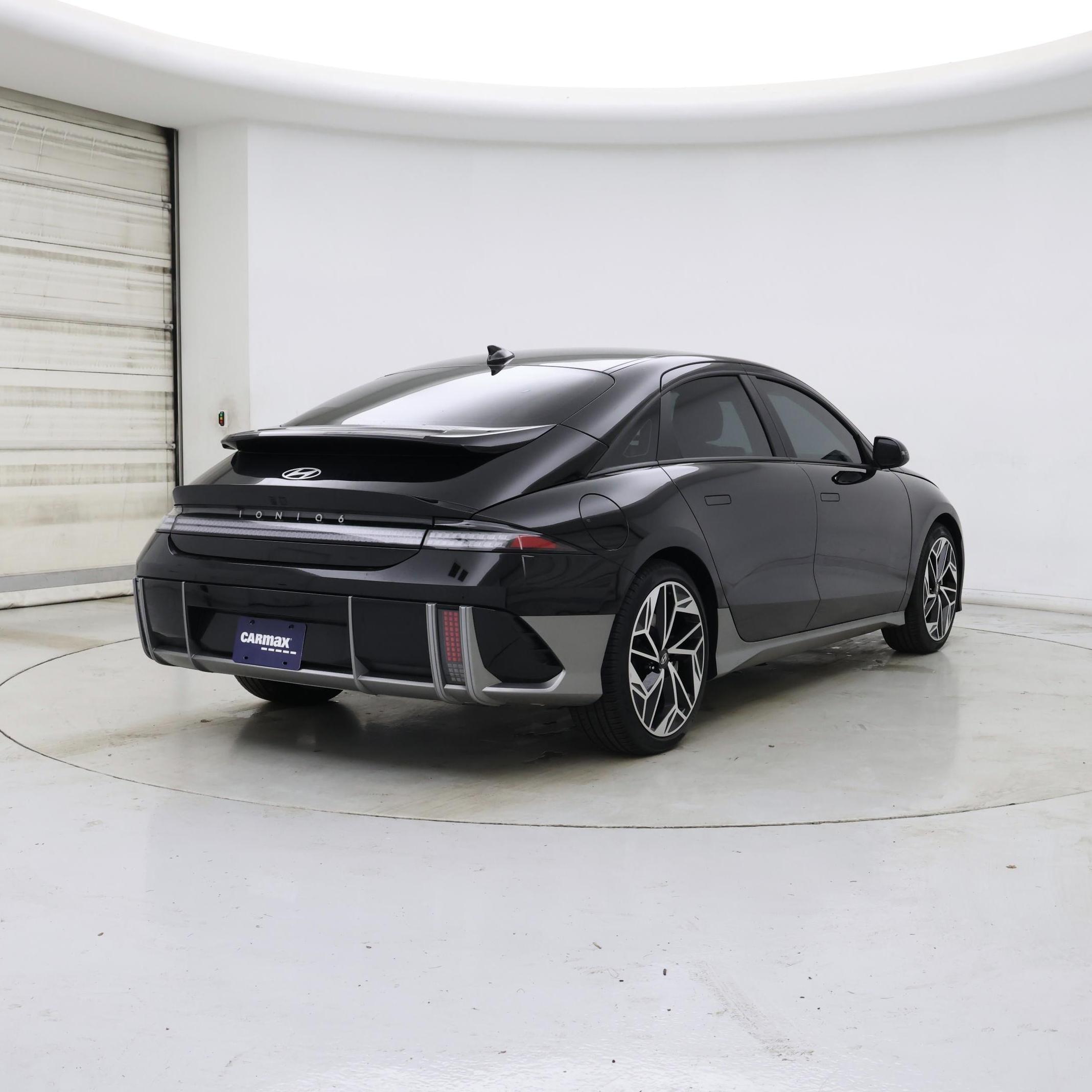Thumbnail: 2023 Hyundai Ioniq 6 - 8