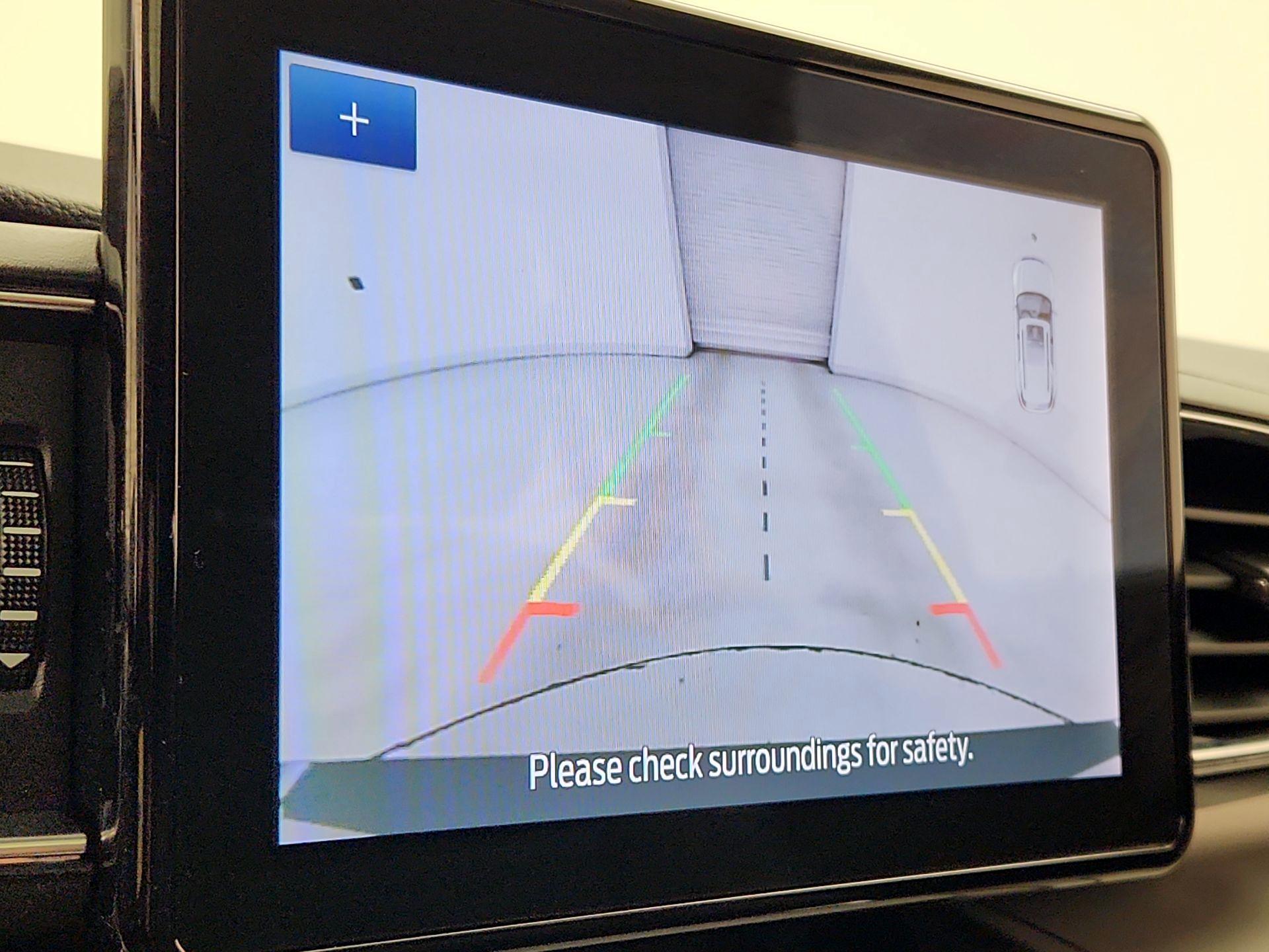 Thumbnail: 2021 Ford Explorer - 15