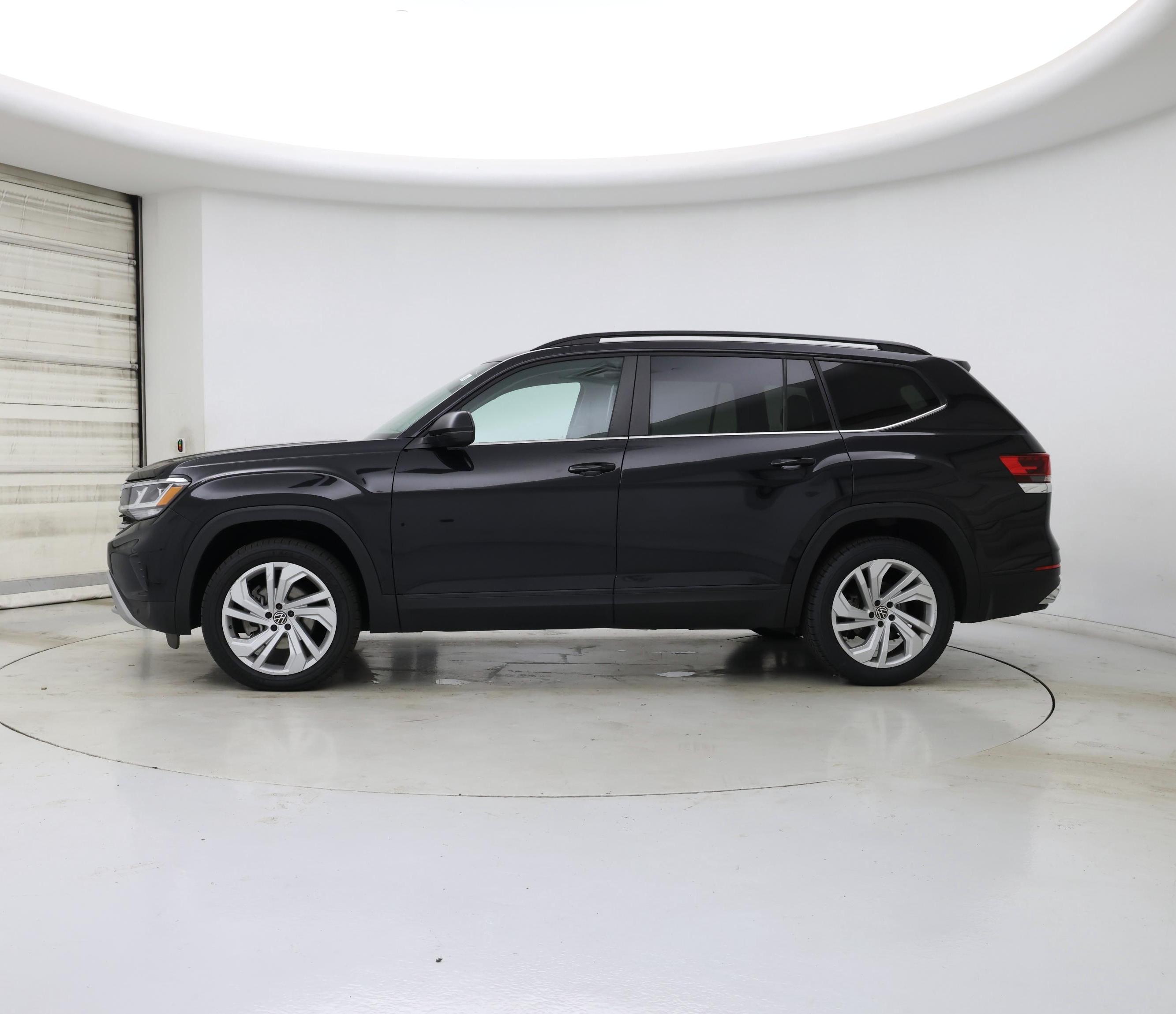 Thumbnail: 2022 Volkswagen Atlas - 3