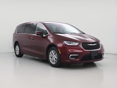 2023 Chrysler Pacifica Touring L -
                Raleigh, NC
