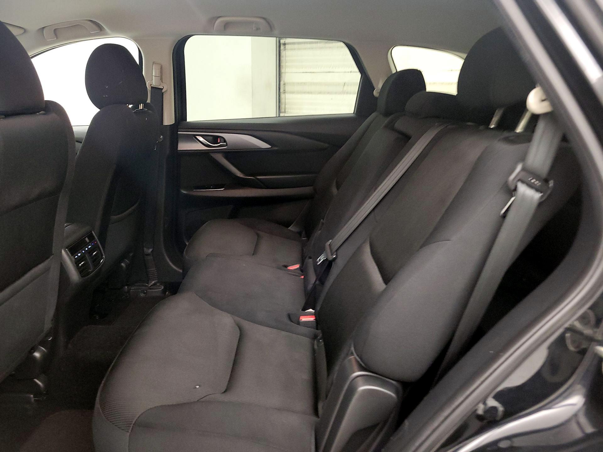 Thumbnail: 2022 Mazda CX-9 - 19