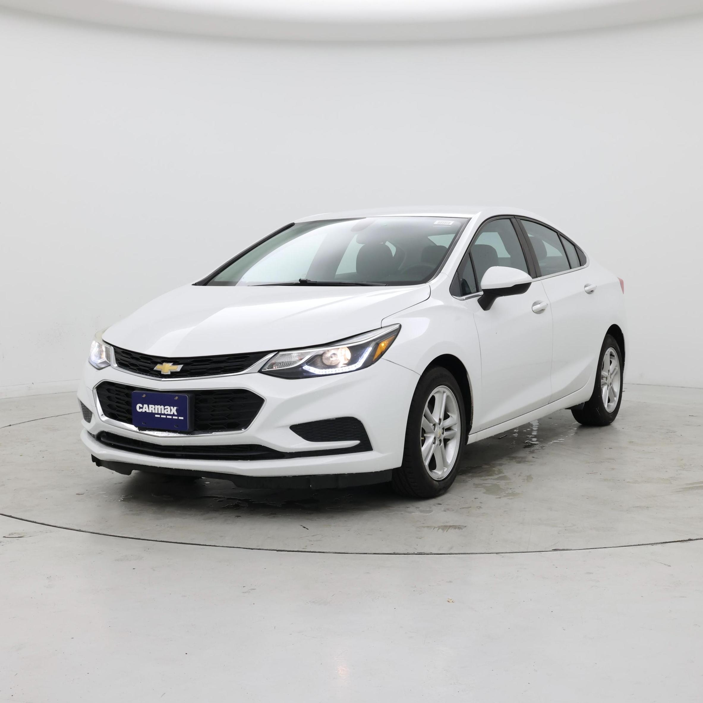 Thumbnail: 2018 Chevrolet Cruze - 4