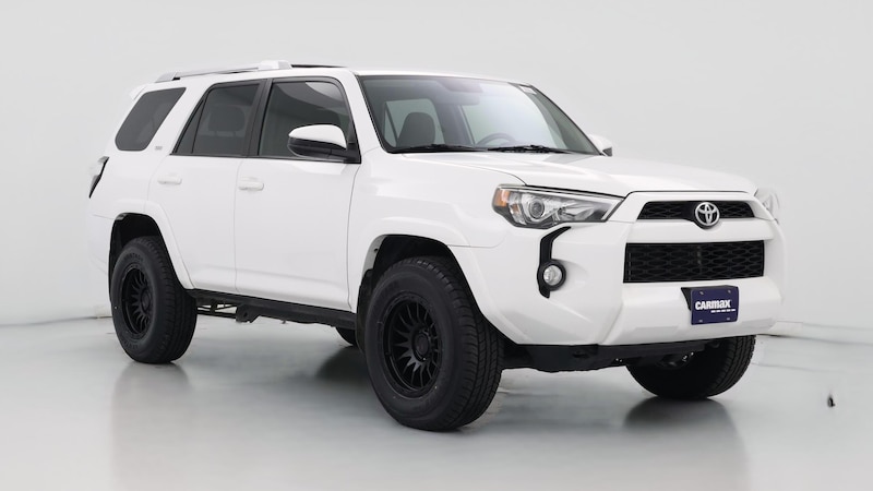 2016 Toyota 4Runner SR5 Hero Image