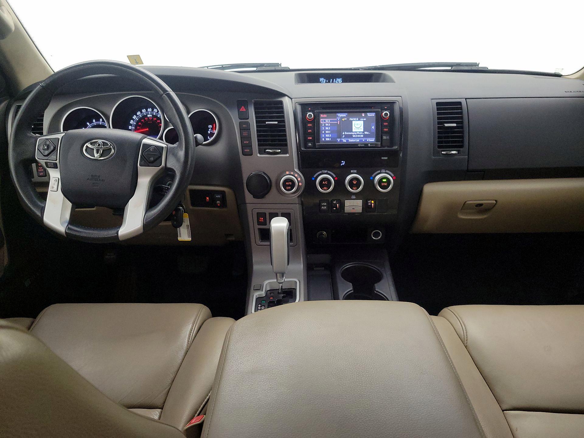 Thumbnail: 2014 Toyota Sequoia - 9