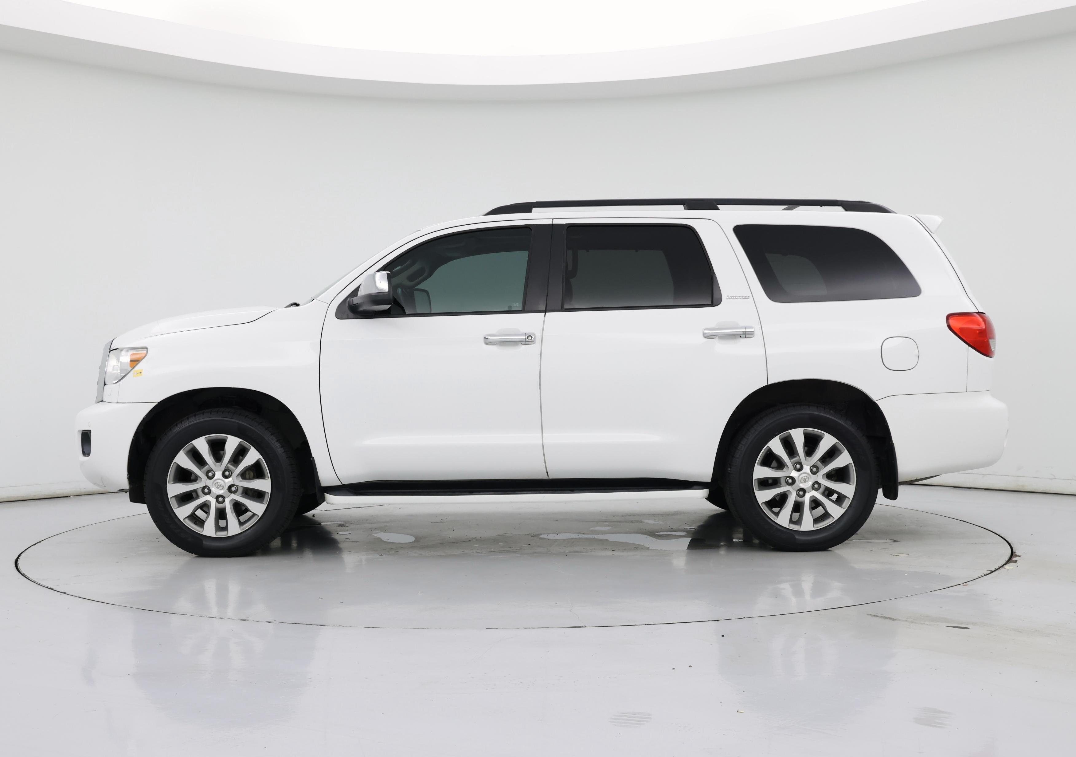 Thumbnail: 2014 Toyota Sequoia - 3