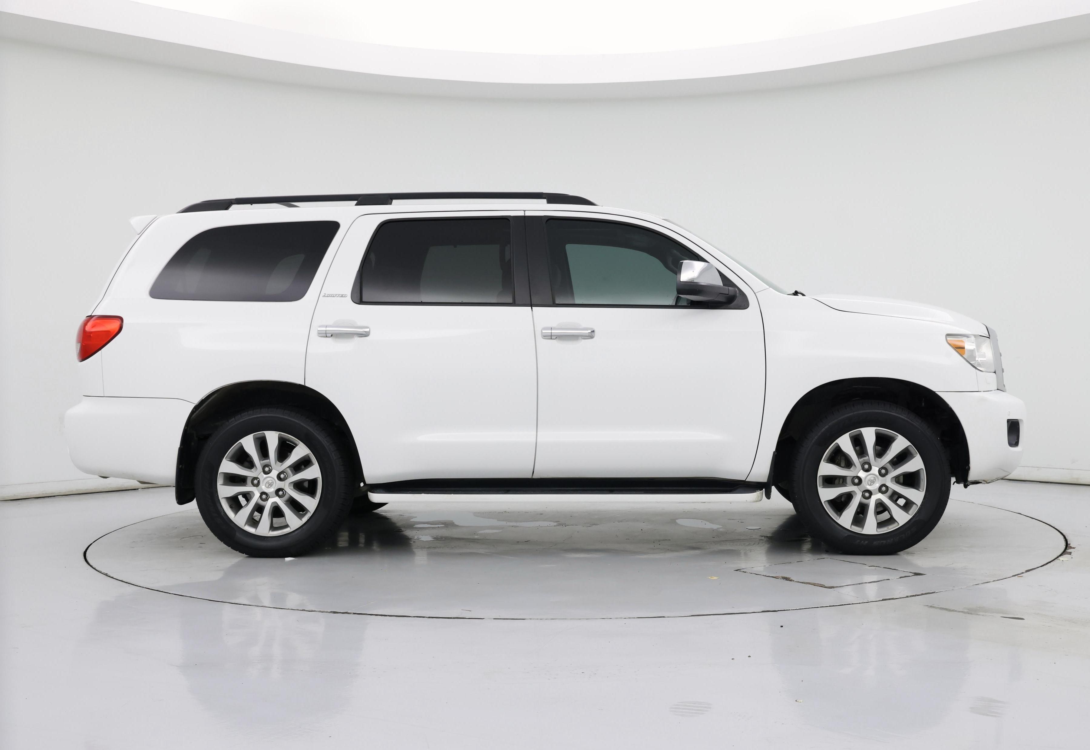 Thumbnail: 2014 Toyota Sequoia - 7