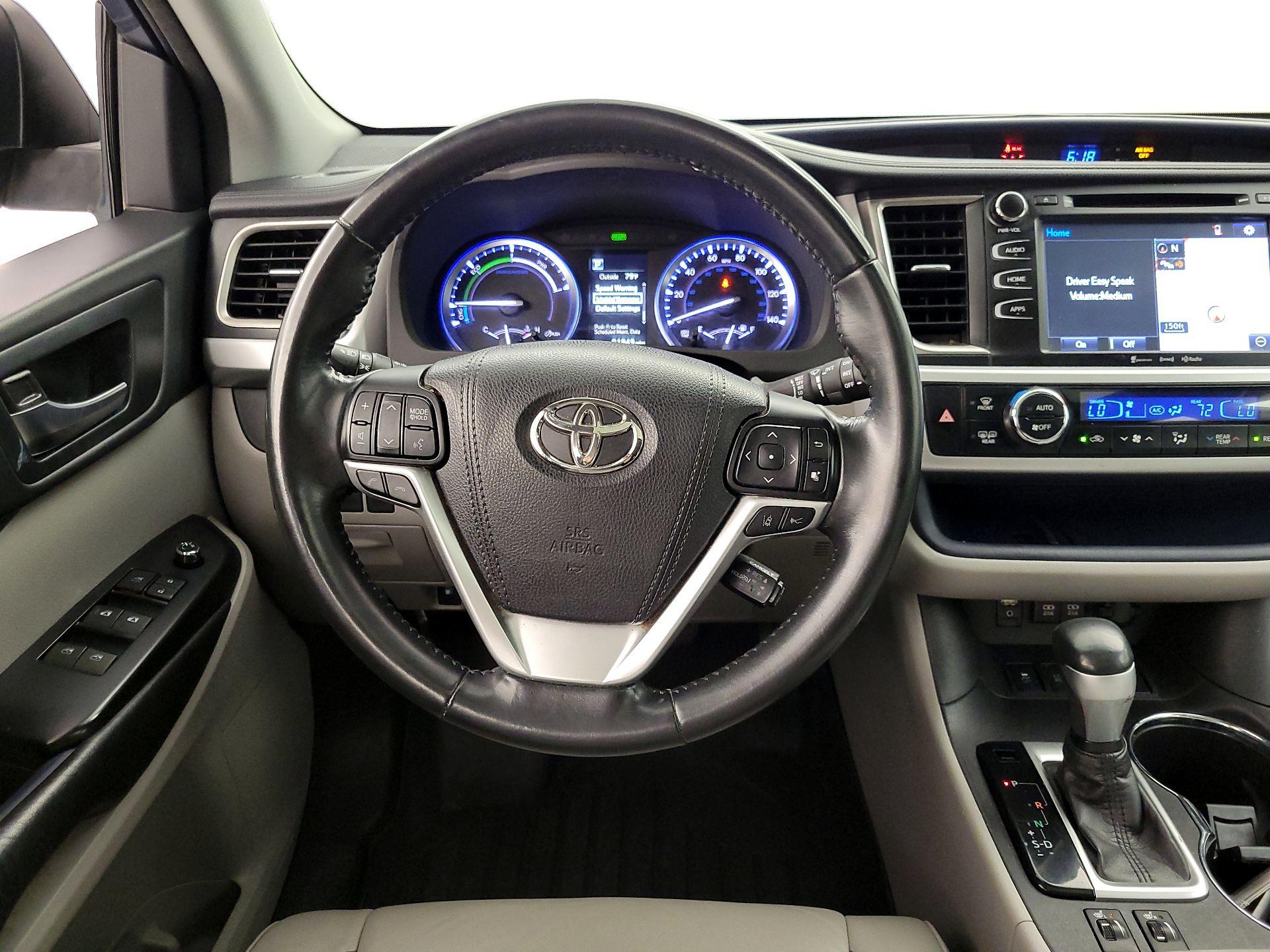 Thumbnail: 2018 Toyota Highlander - 10