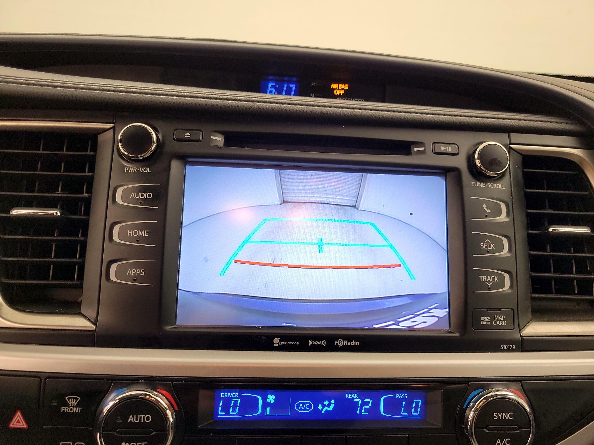 Thumbnail: 2018 Toyota Highlander - 15