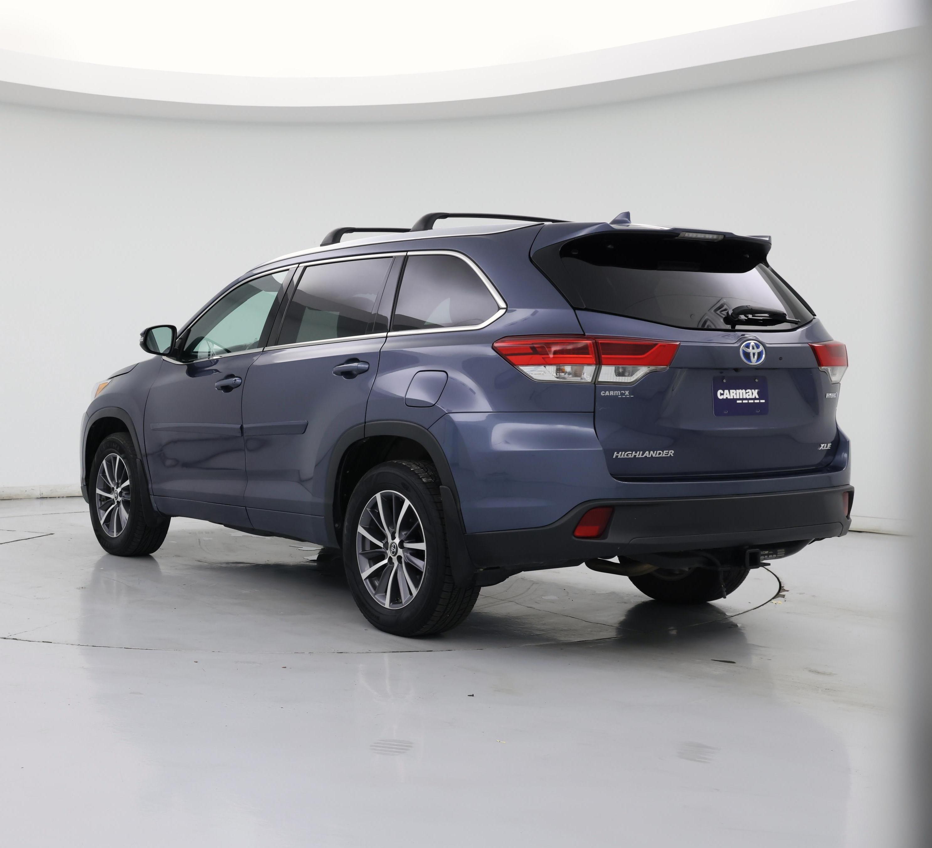 Thumbnail: 2018 Toyota Highlander - 2