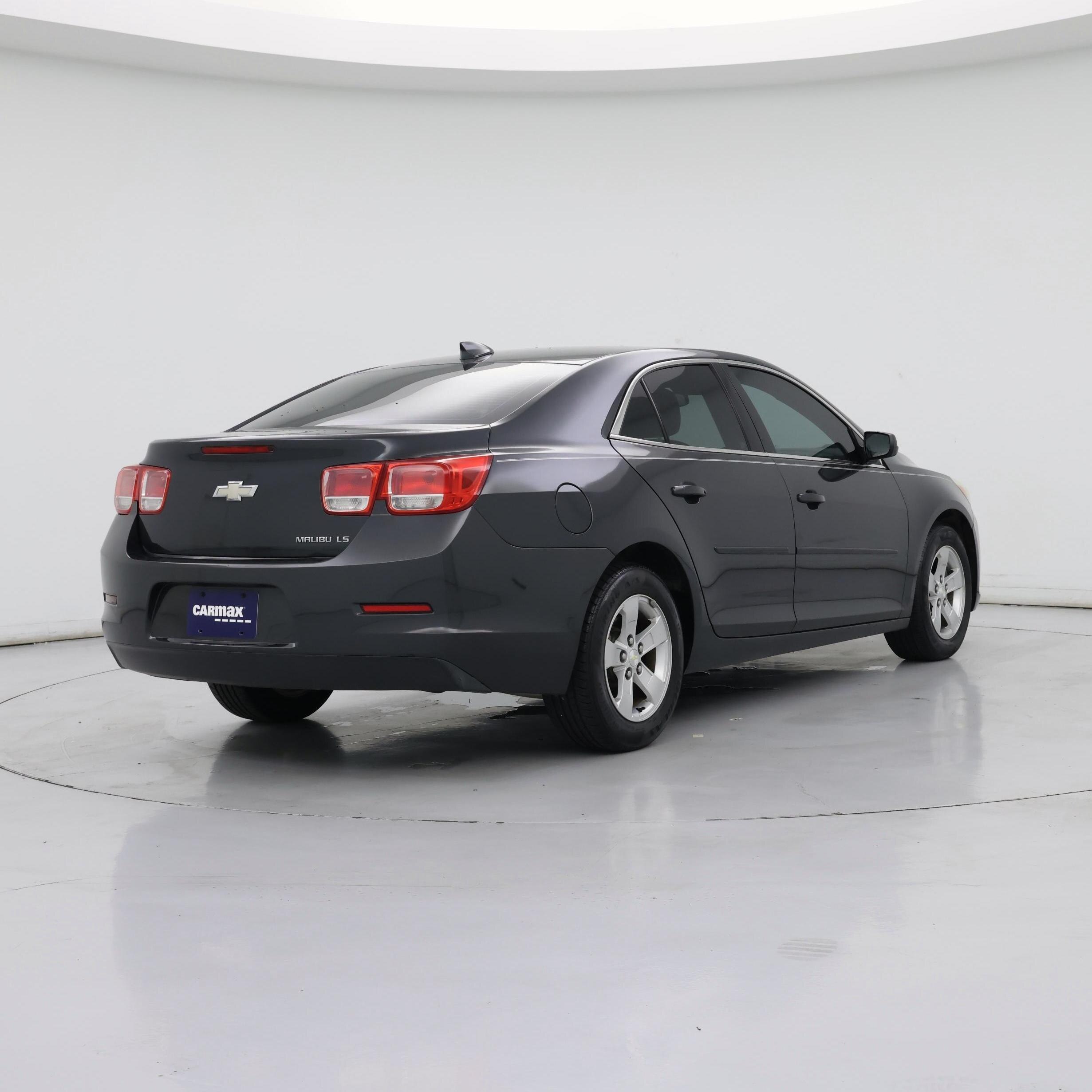 Thumbnail: 2016 Chevrolet Malibu - 8