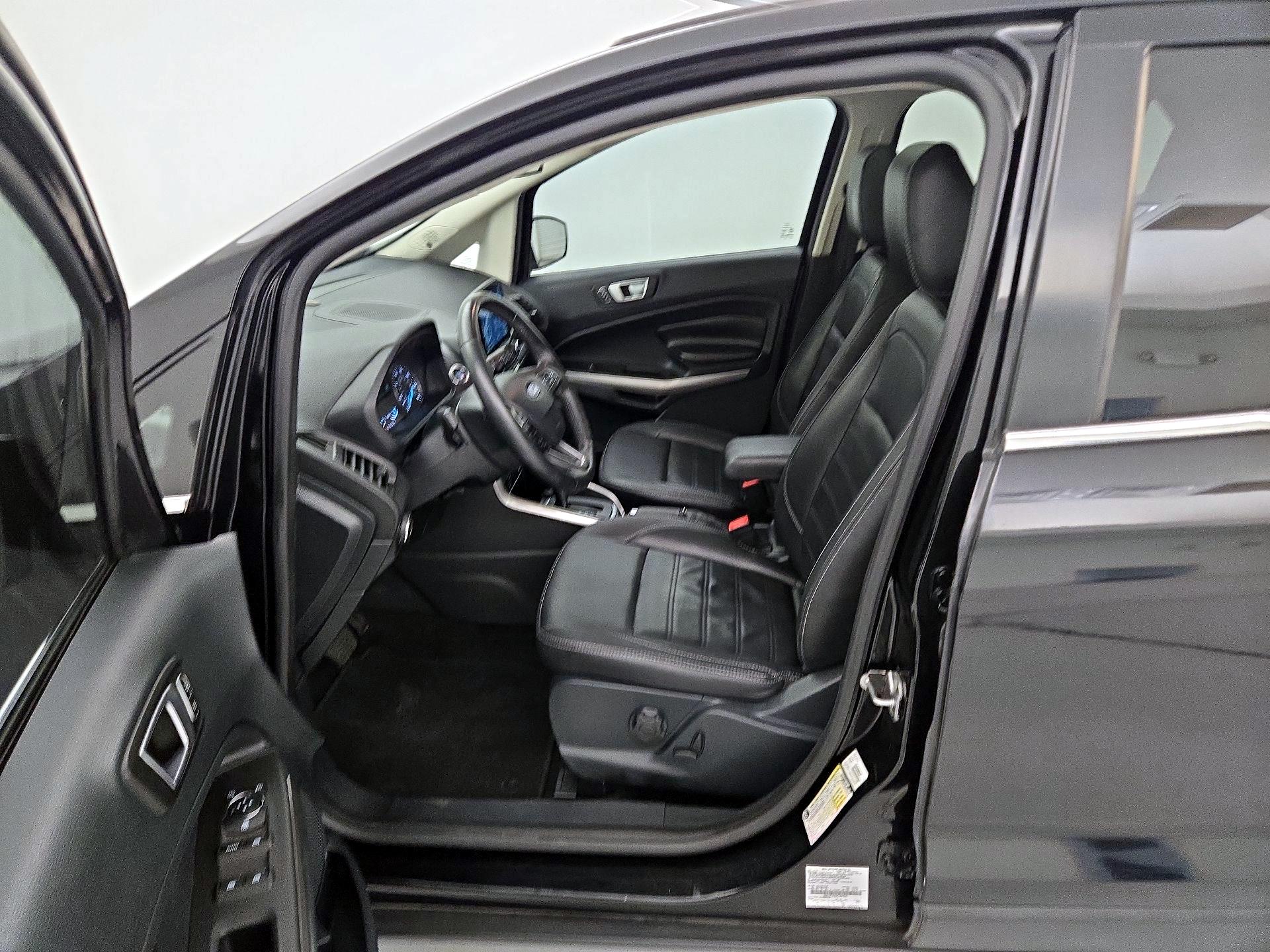 Thumbnail: 2018 Ford EcoSport - 11