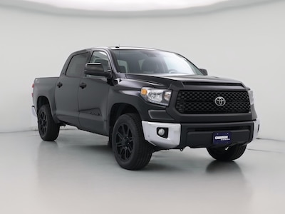 Black 2018 Toyota Tundra SR5