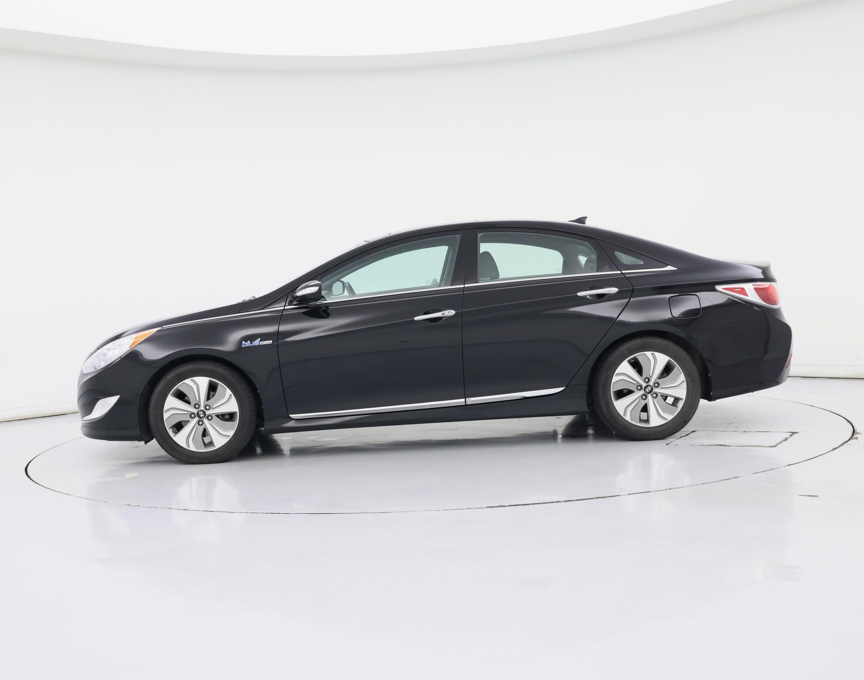 Thumbnail: 2014 Hyundai Sonata - 3