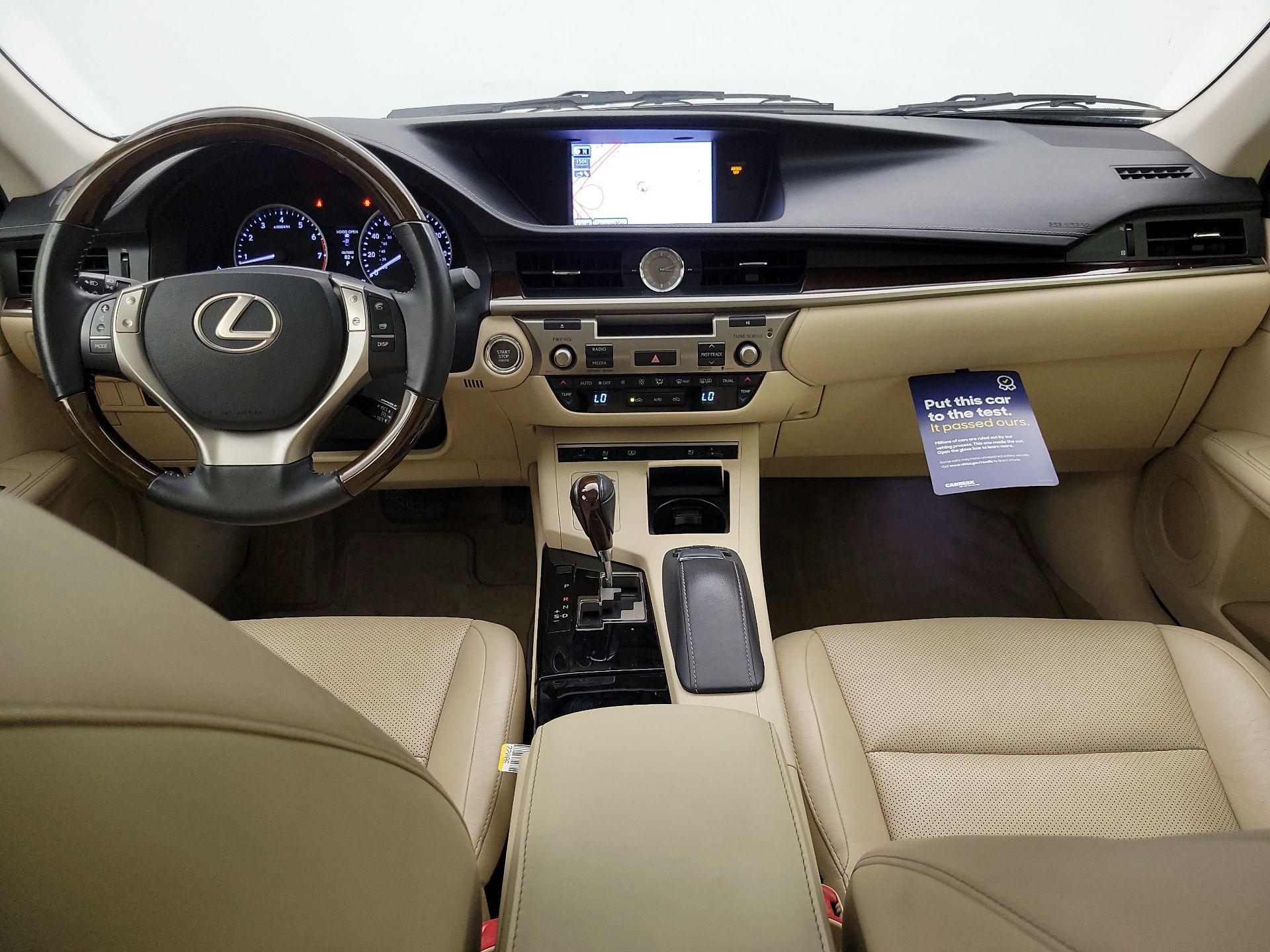 Thumbnail: 2013 Lexus ES - 9