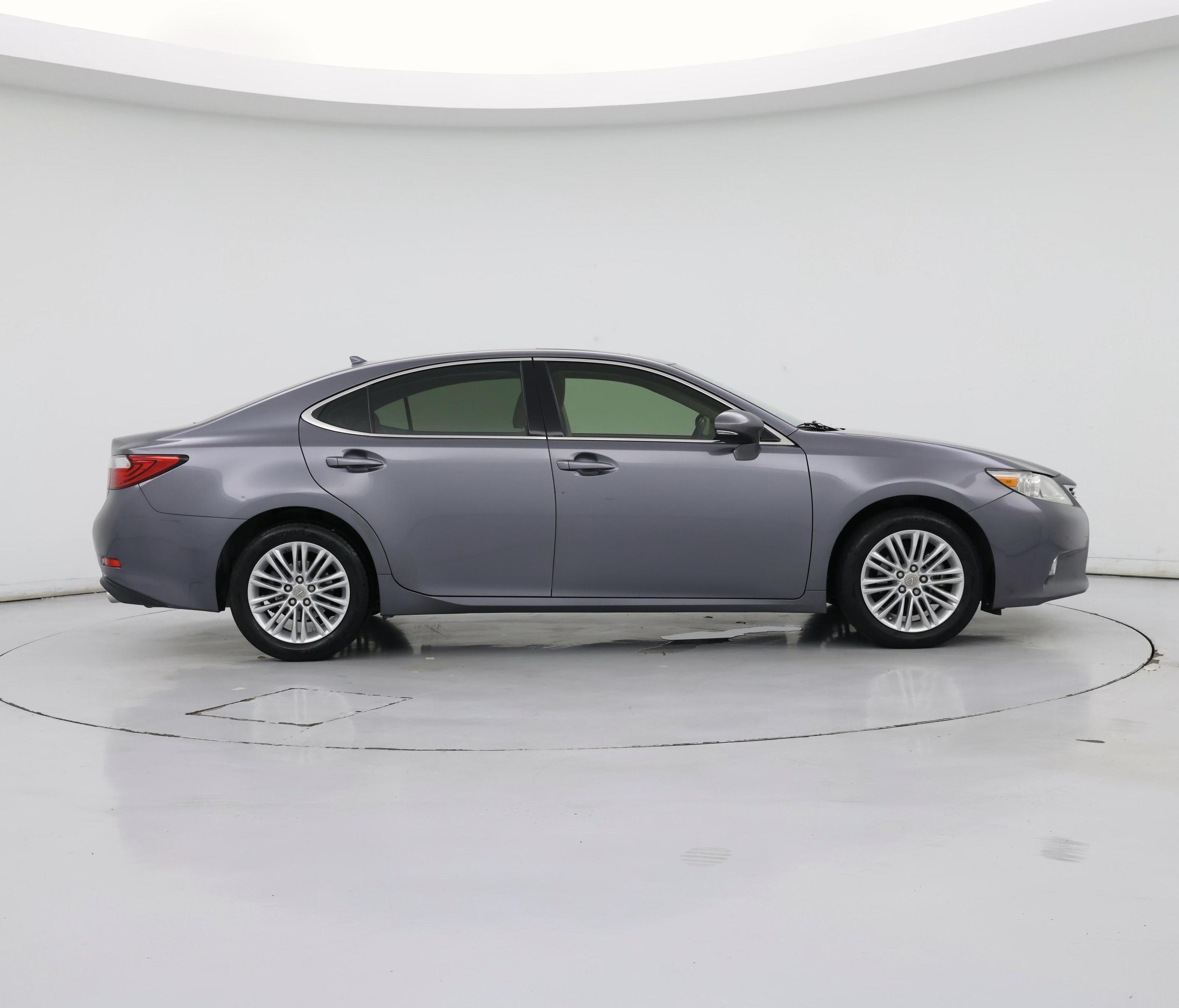 Thumbnail: 2013 Lexus ES - 7