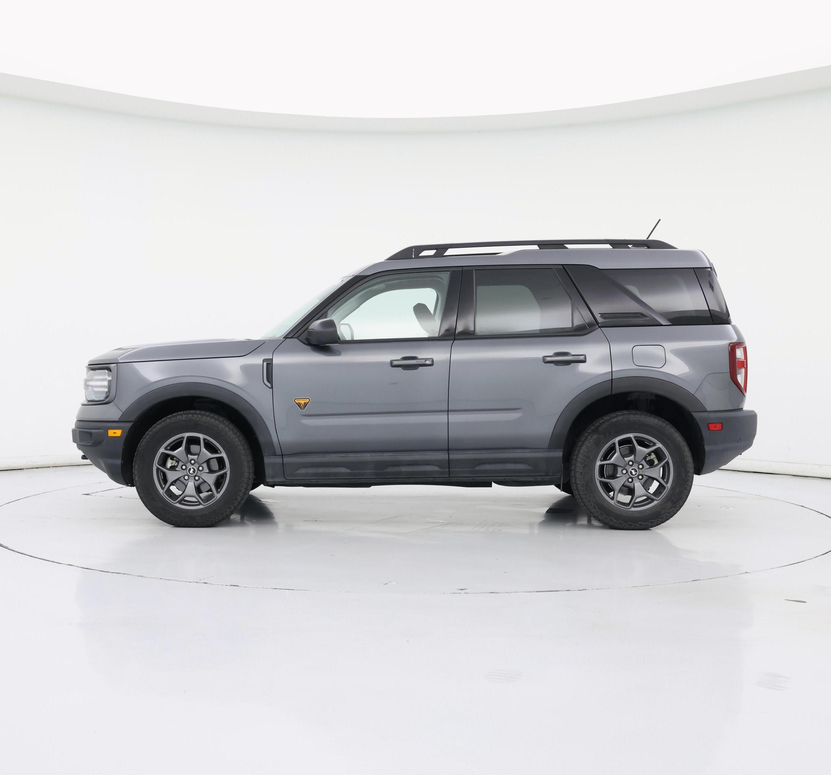 Thumbnail: 2021 Ford Bronco Sport - 3