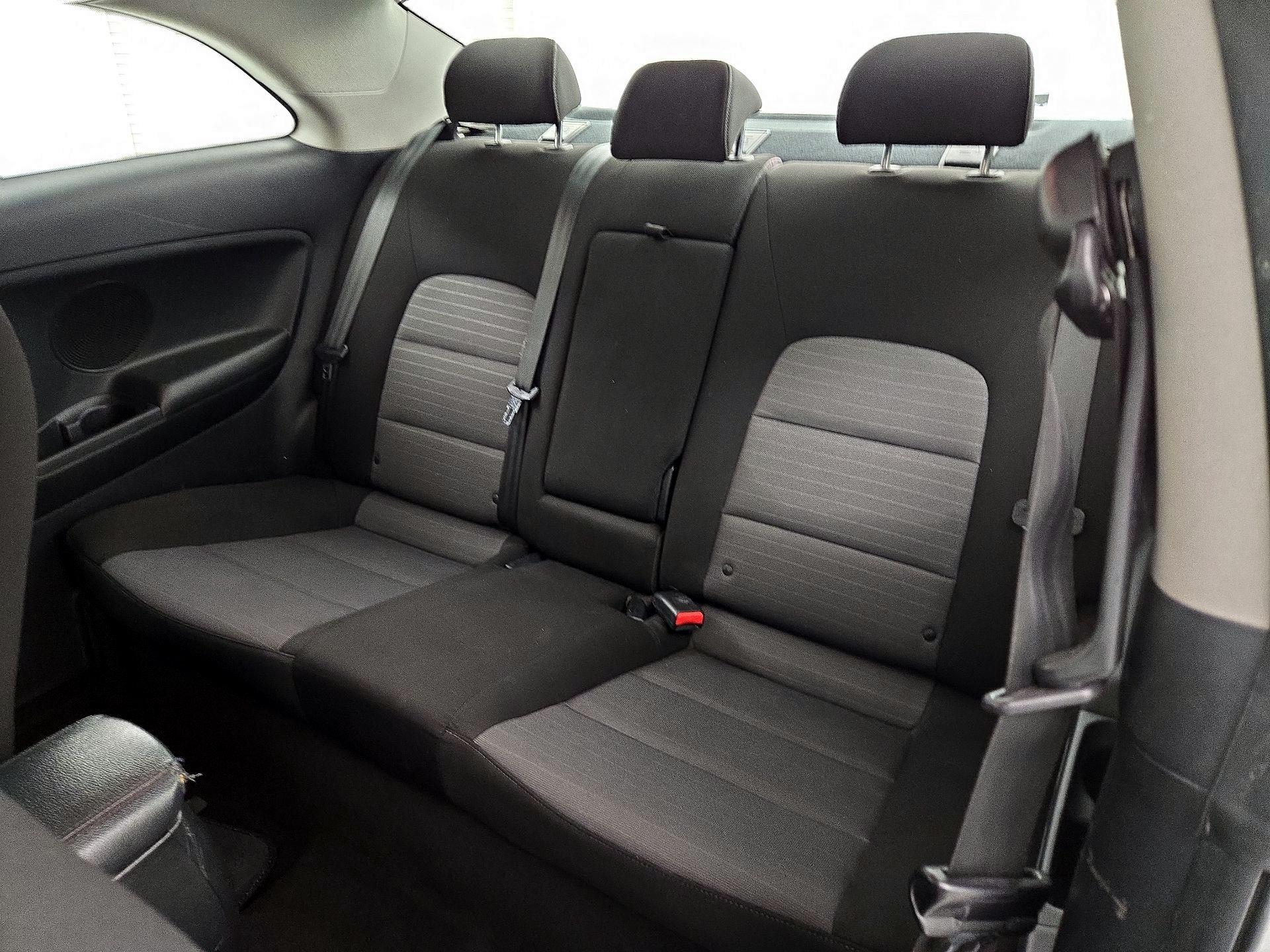 Thumbnail: 2016 Kia Forte - 19