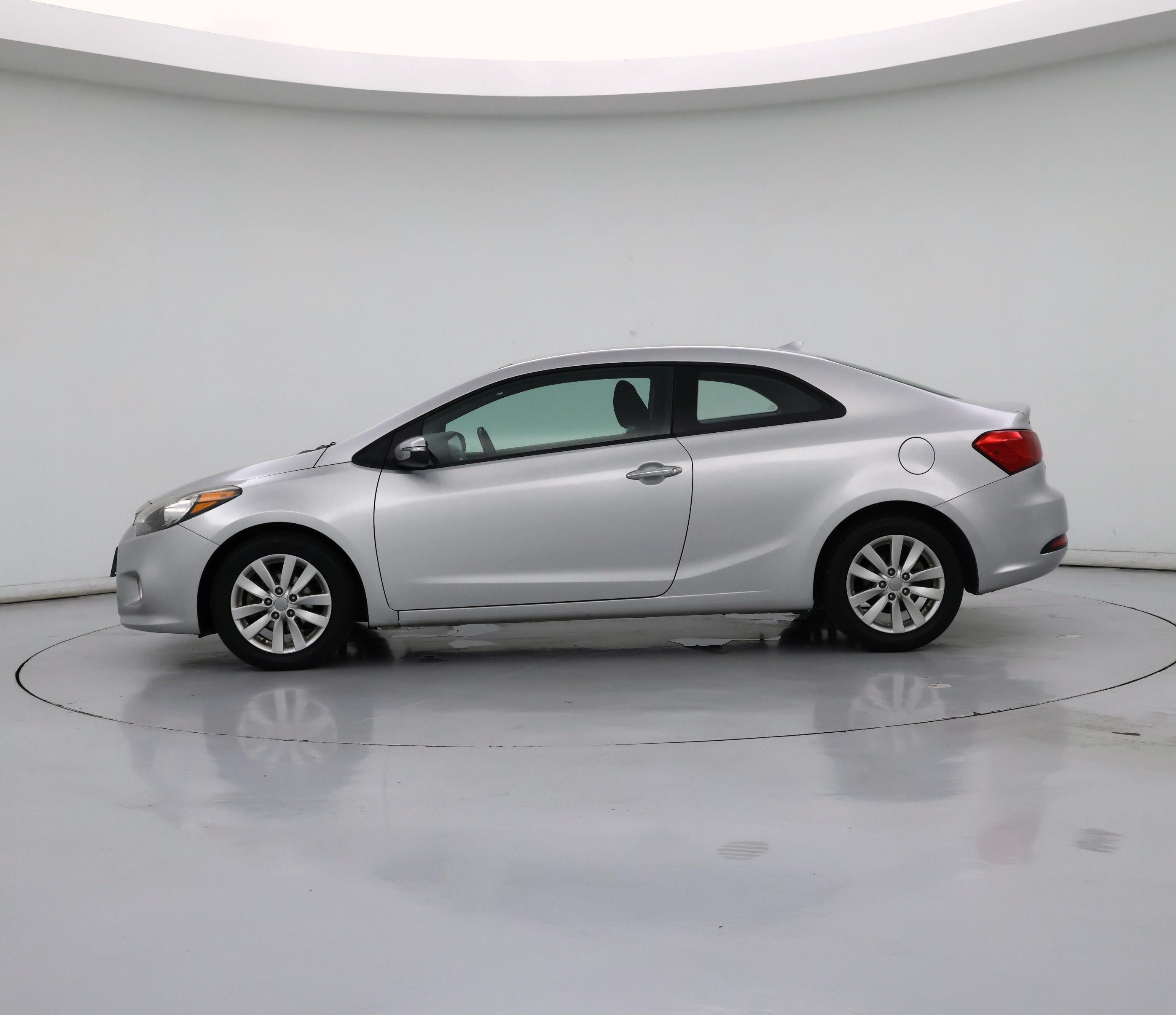 Thumbnail: 2016 Kia Forte - 3