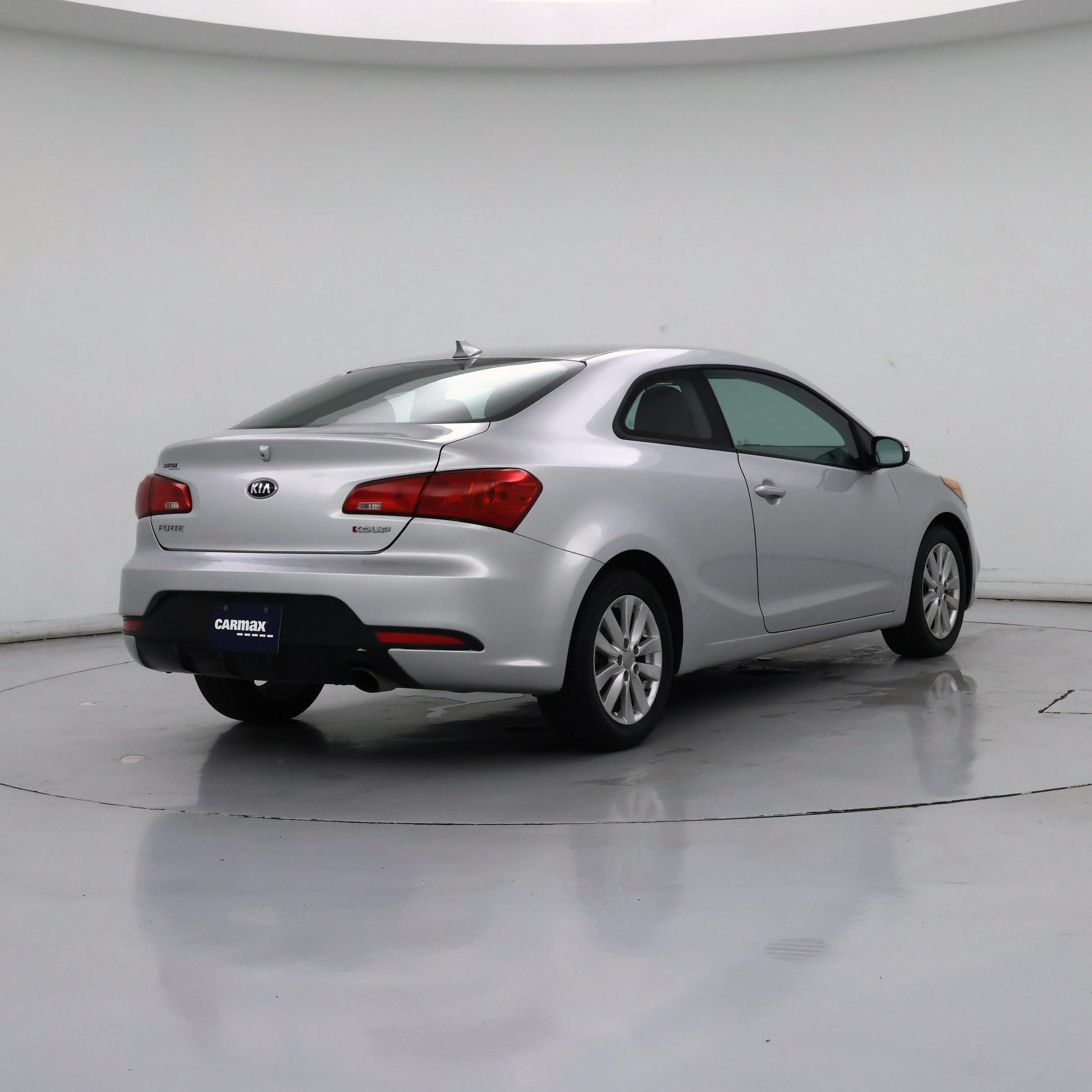 Thumbnail: 2016 Kia Forte - 8