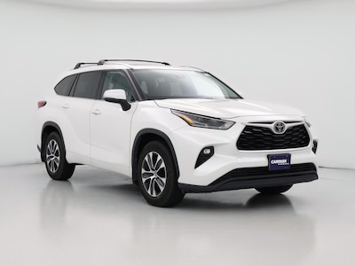 2021 Toyota Highlander XLE -
                Irving, TX