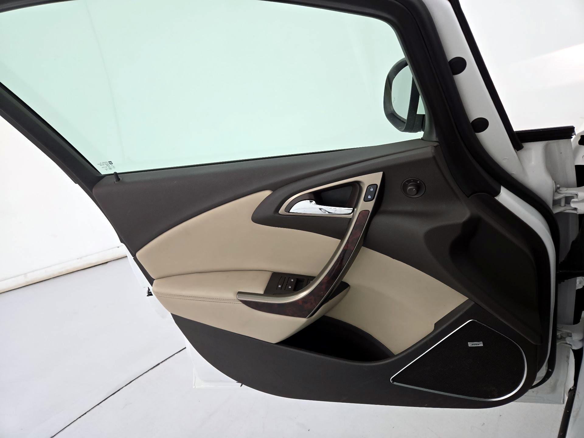 Thumbnail: 2015 Buick Verano - 12