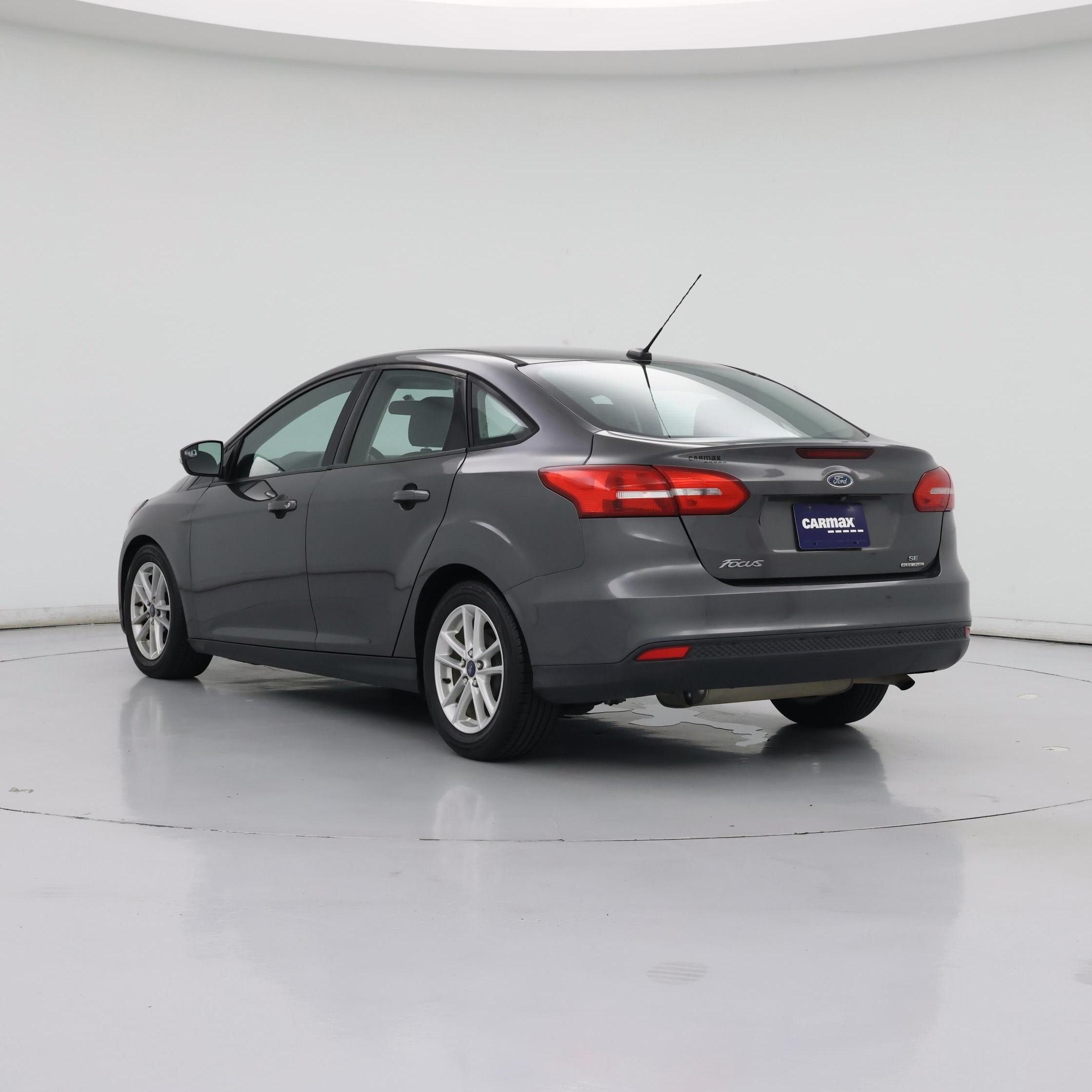 Thumbnail: 2015 Ford Focus - 2
