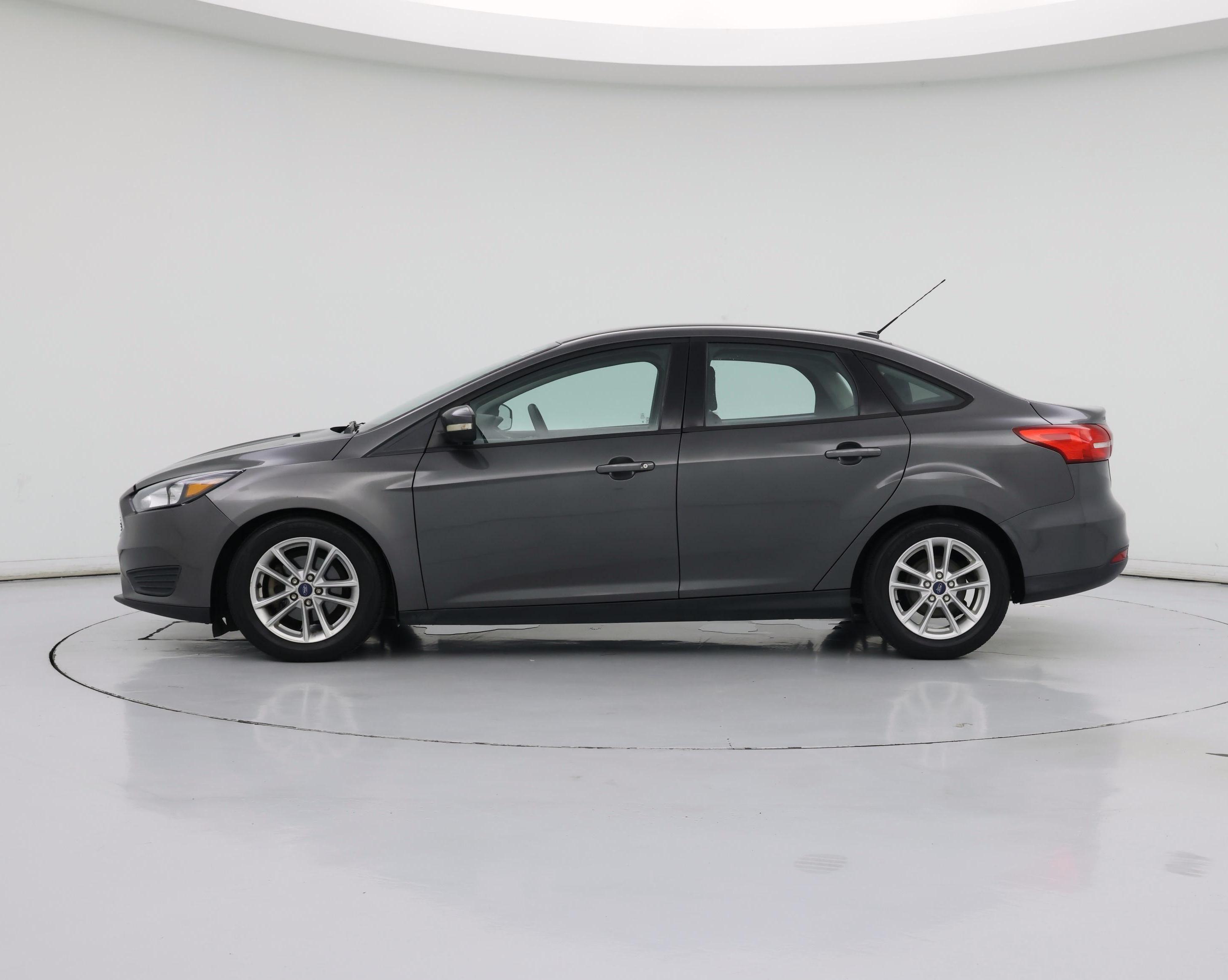 Thumbnail: 2015 Ford Focus - 3