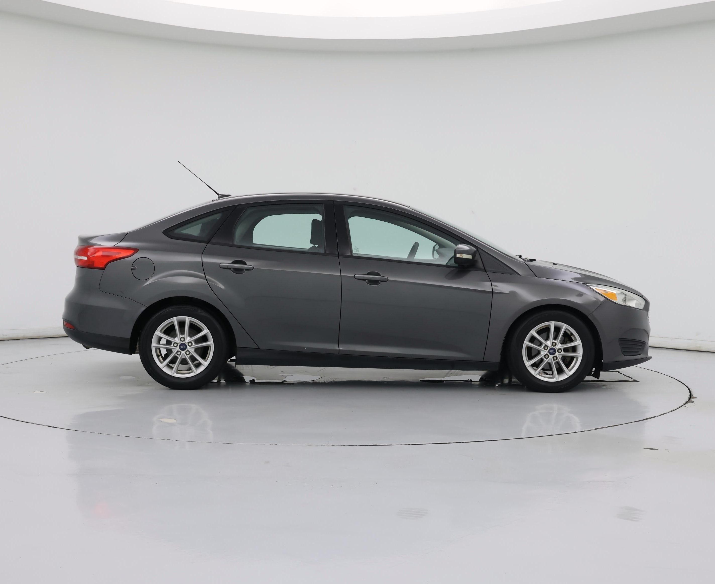 Thumbnail: 2015 Ford Focus - 7