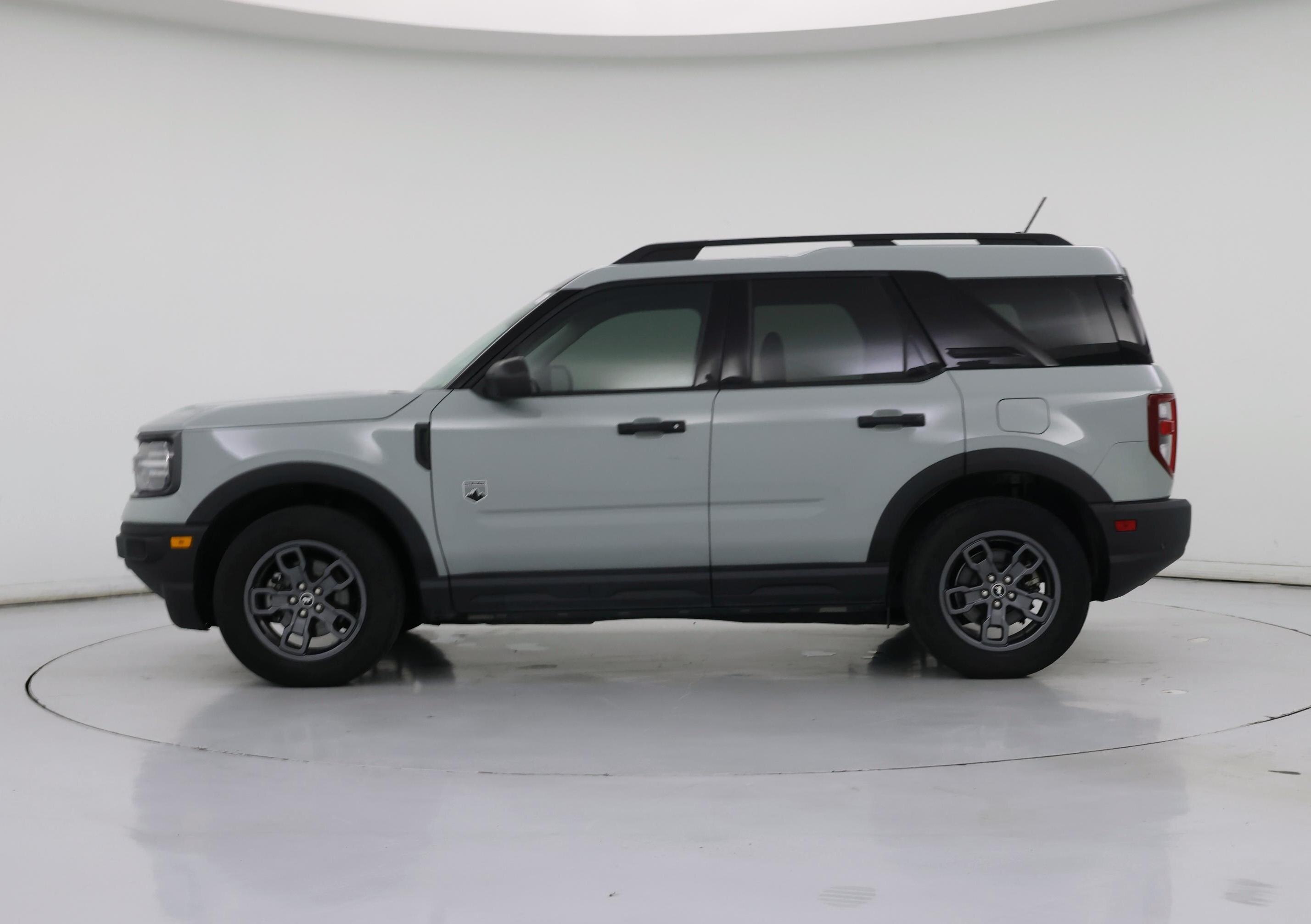 Thumbnail: 2022 Ford Bronco Sport - 3