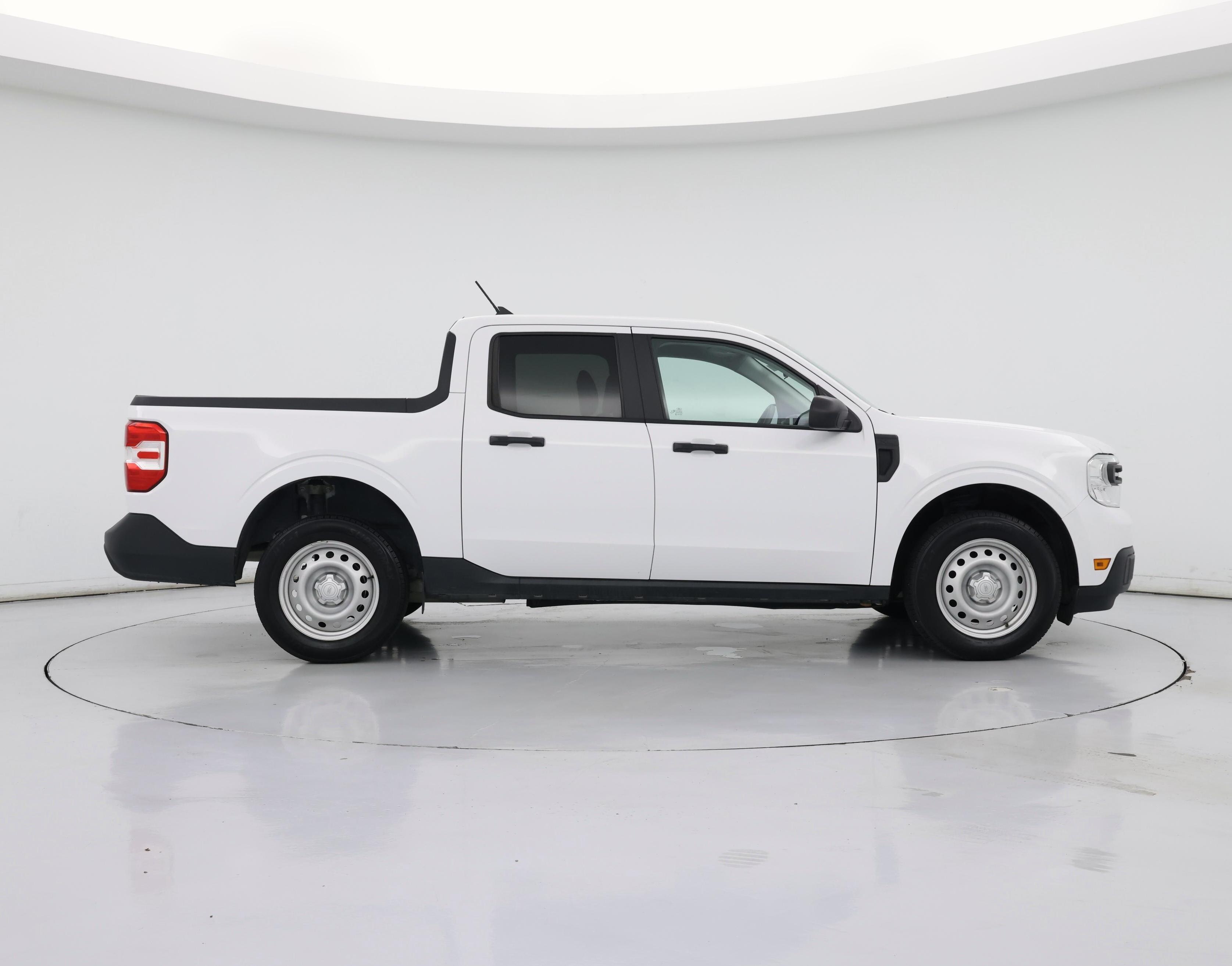 Thumbnail: 2022 Ford Maverick - 7