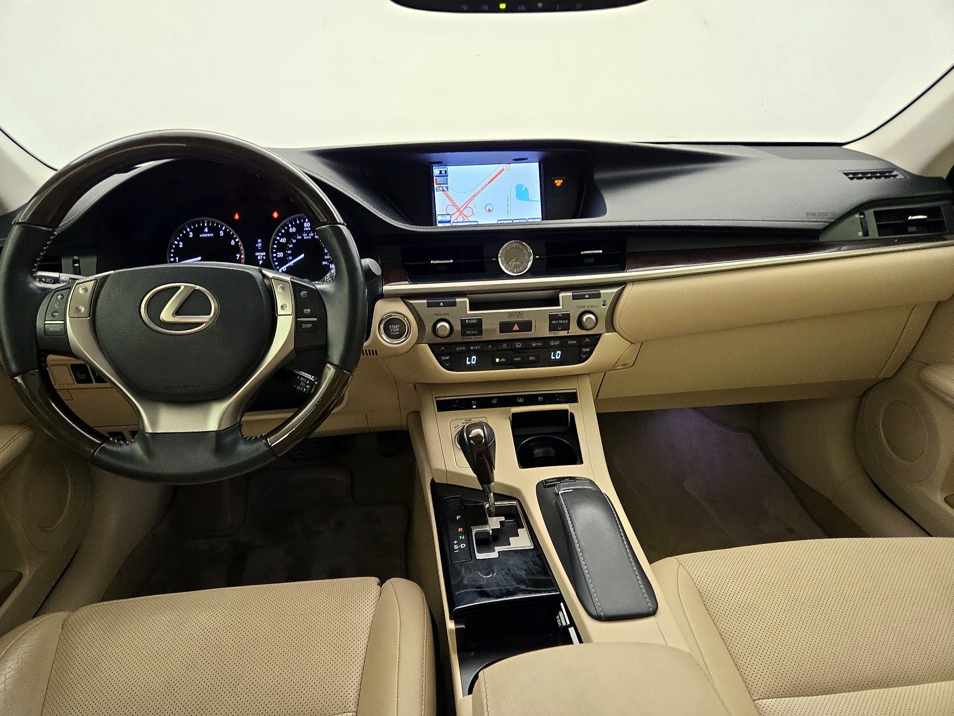 Thumbnail: 2013 Lexus ES - 9