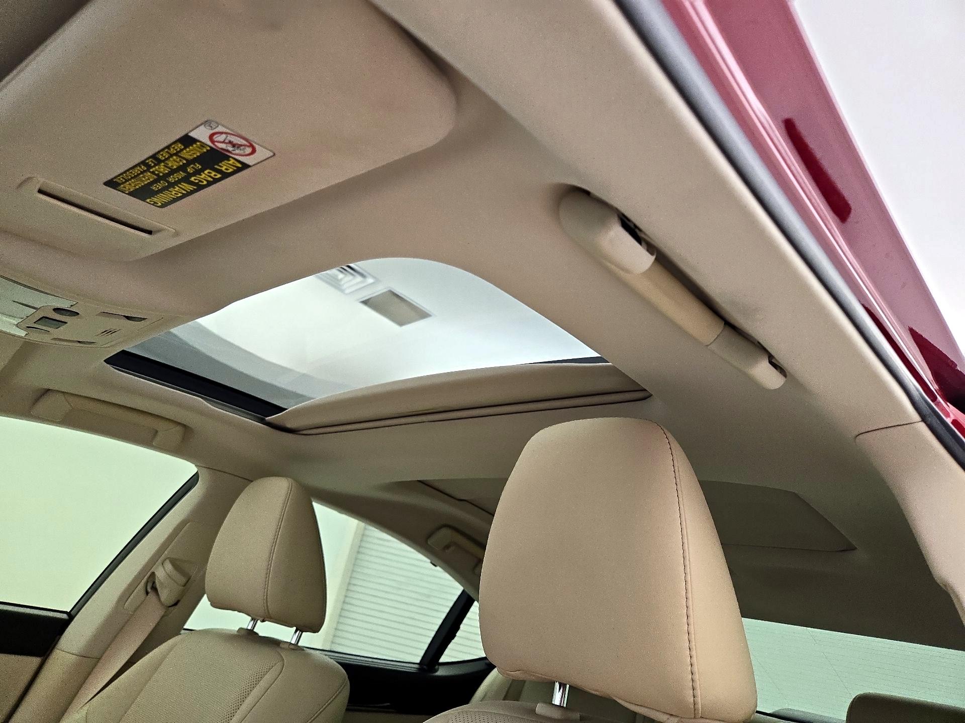 Thumbnail: 2013 Lexus ES - 20