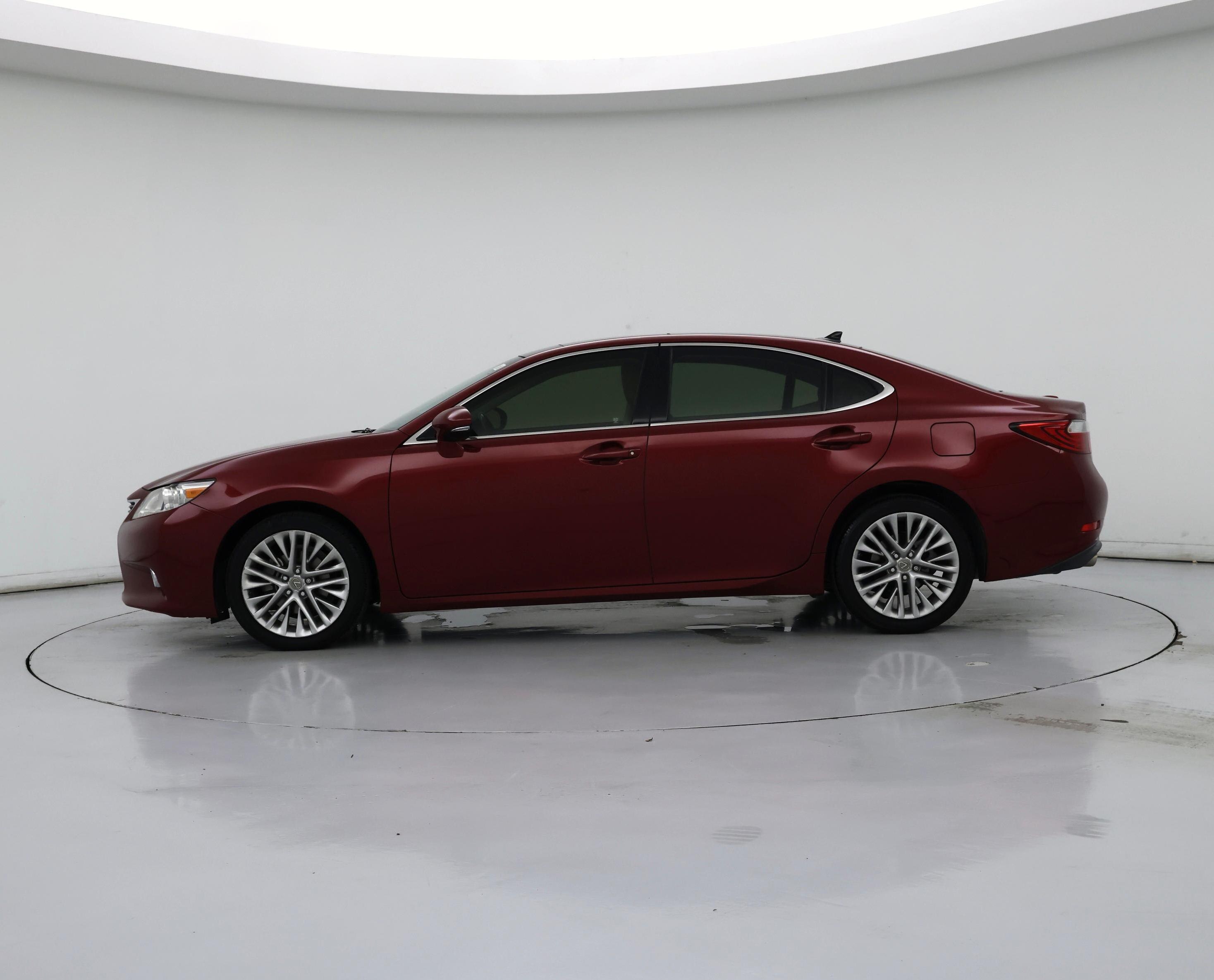 Thumbnail: 2013 Lexus ES - 3