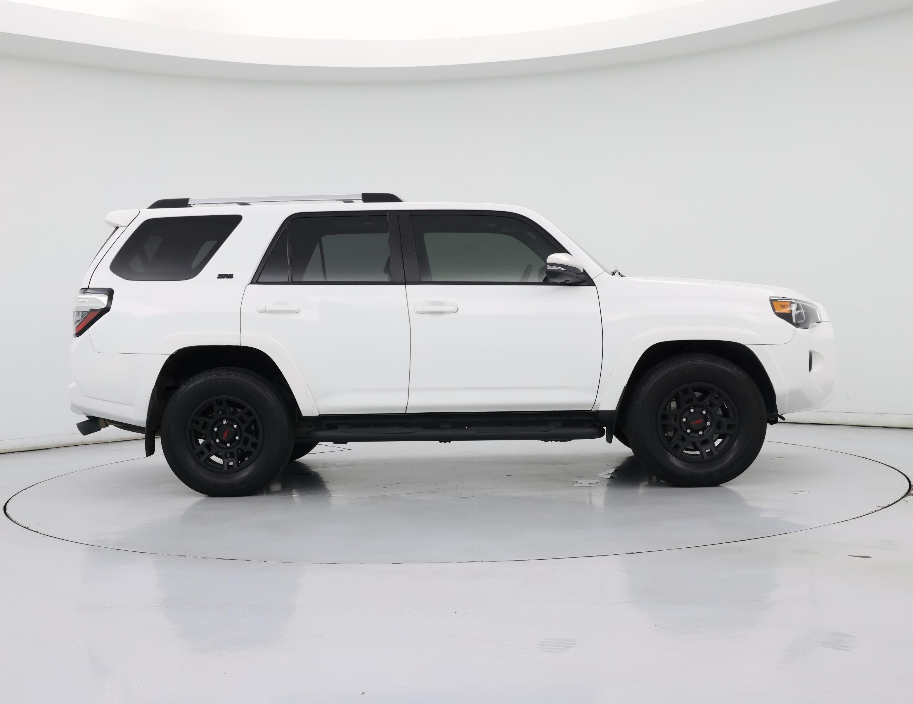 Thumbnail: 2021 Toyota 4Runner - 7