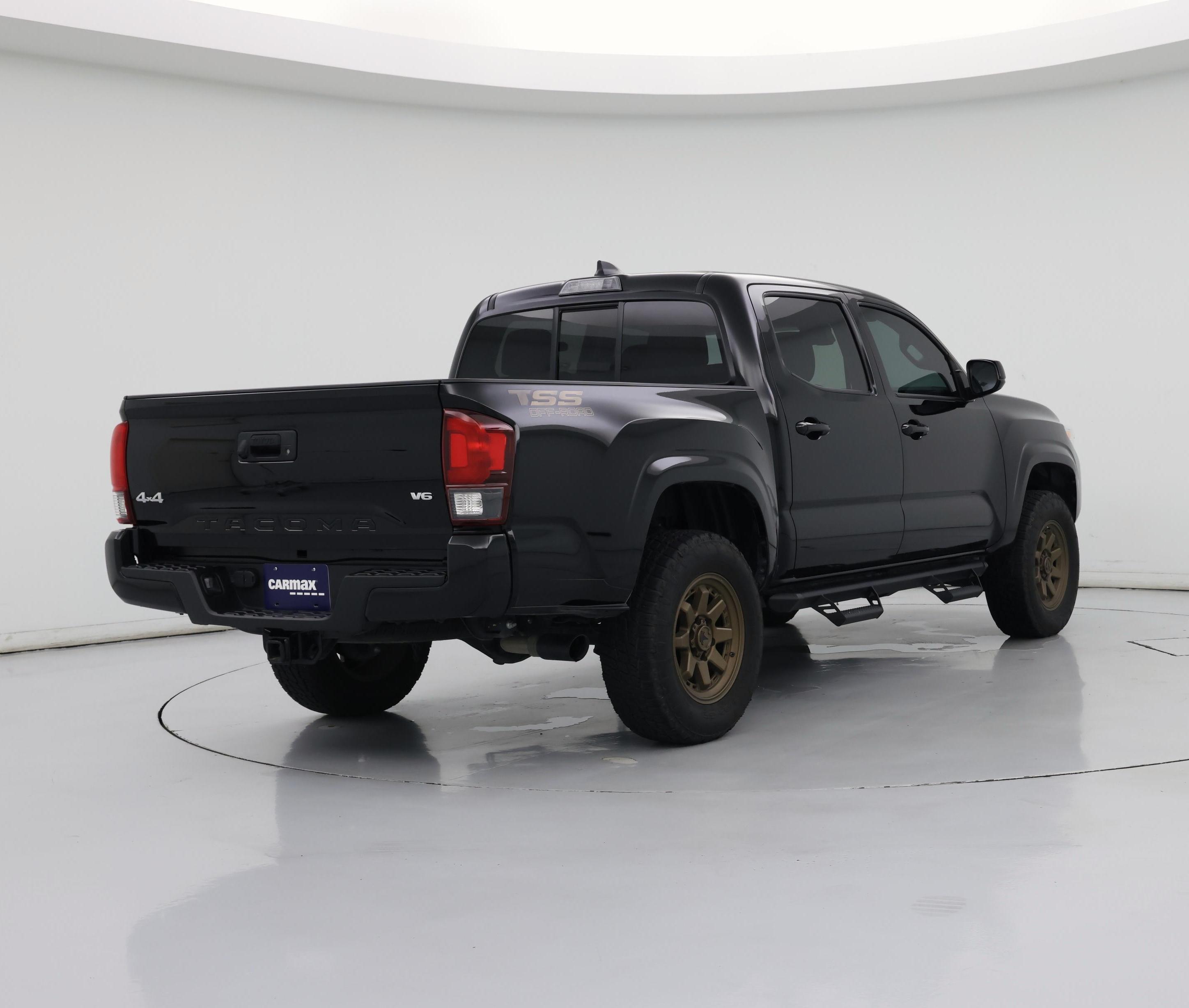 Thumbnail: 2023 Toyota Tacoma - 8